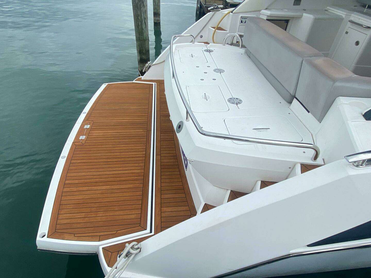 2013 Sunseeker 40 Portofino - Image 8