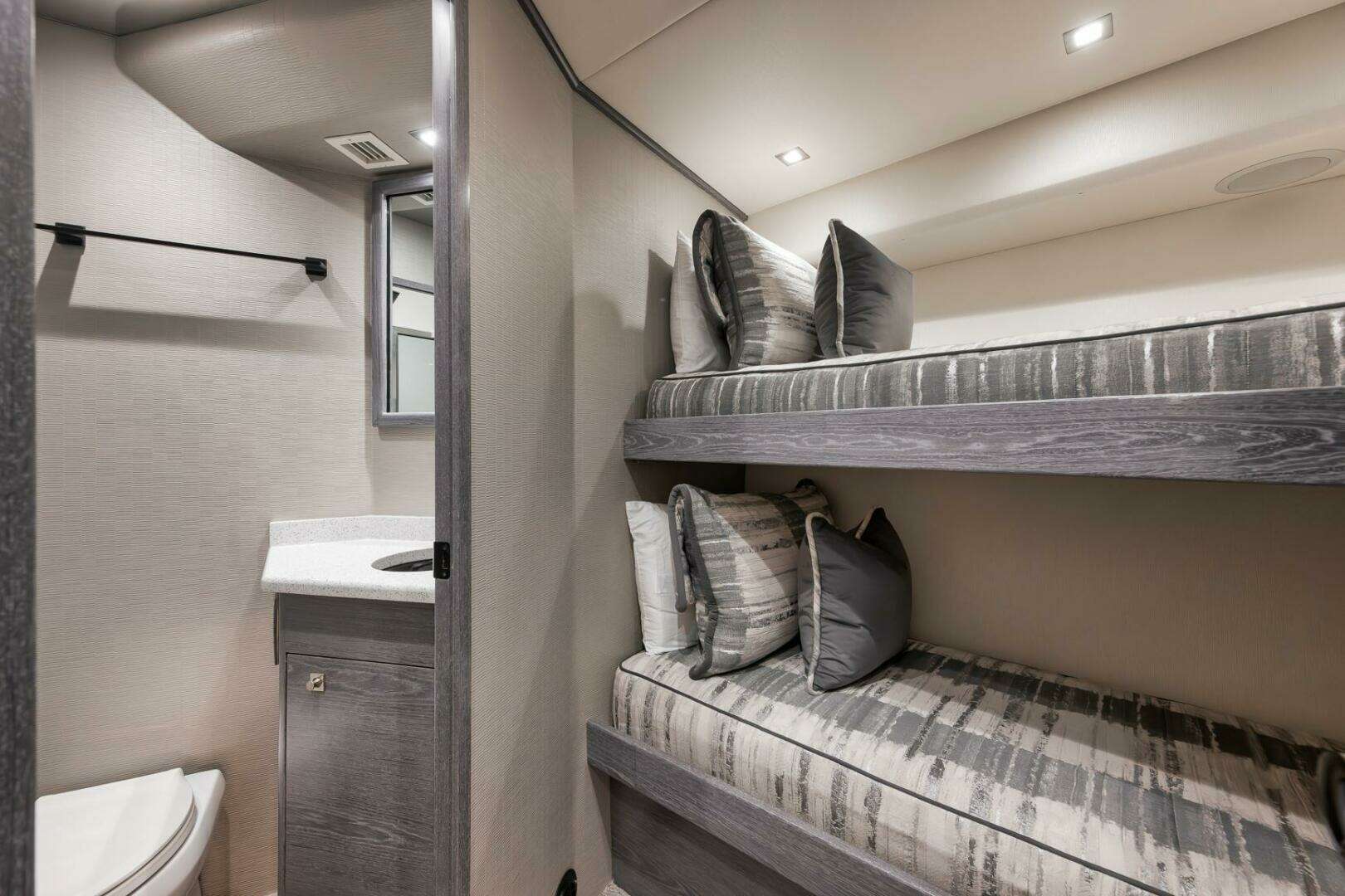 2024 Viking Convertible - Image 58