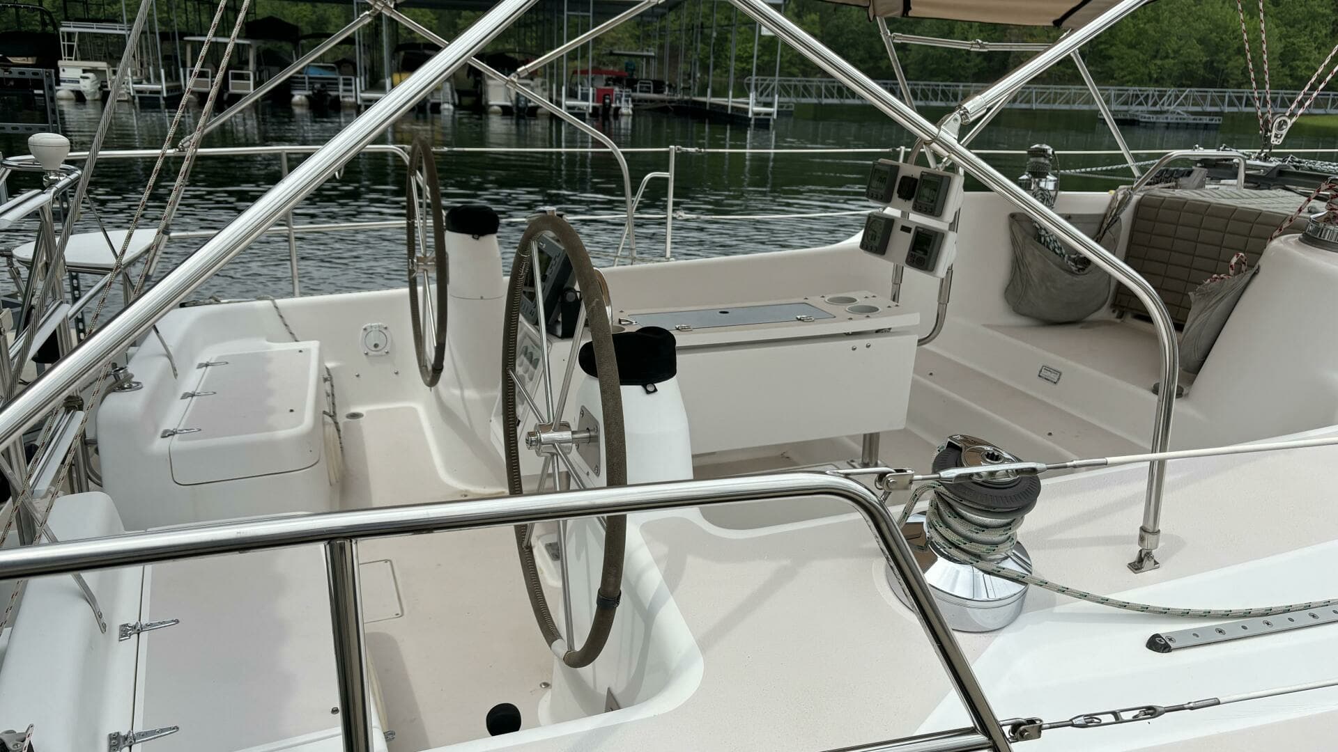 1997 Catalina 400 - Image 32