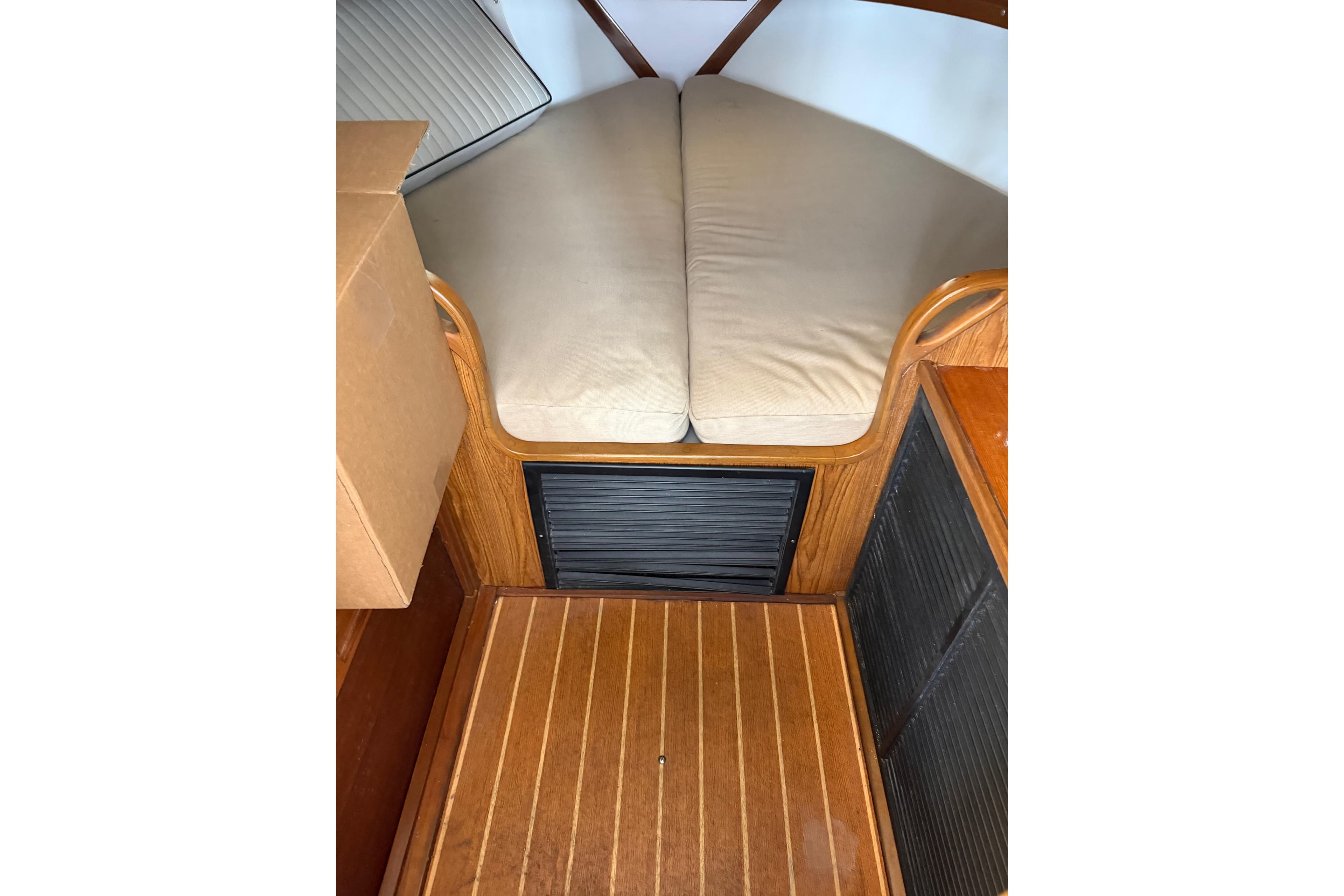 2024 Strike 29 FT Center Console with Cuddy, featuring cozy interior cabin space.