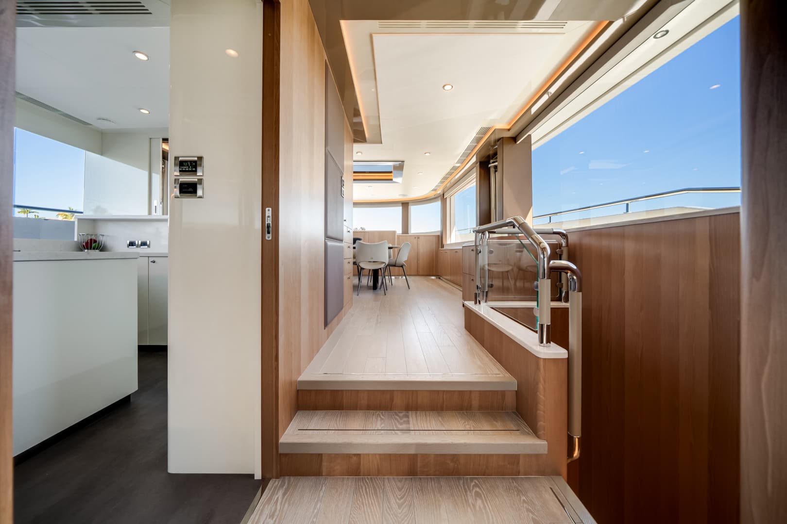 2025 Ocean Alexander 28L - Image 30