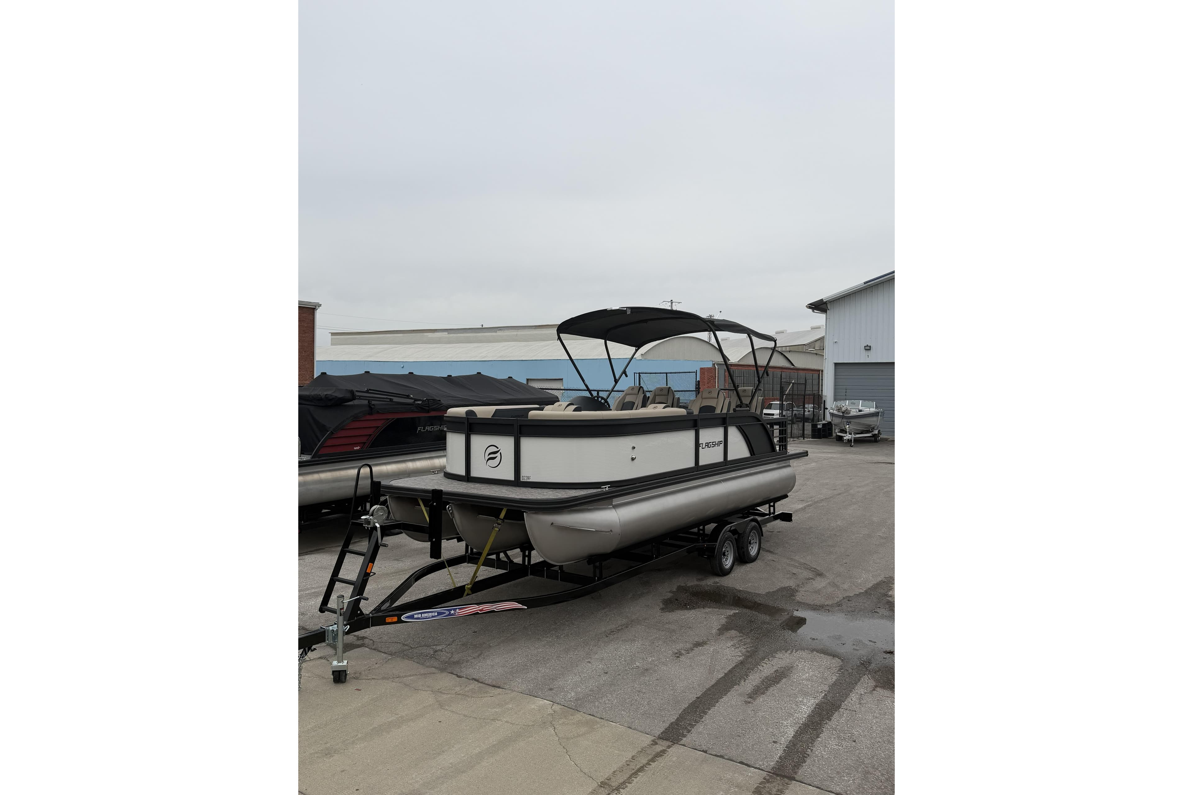 2026 Flagship D22RF Ext. Deck