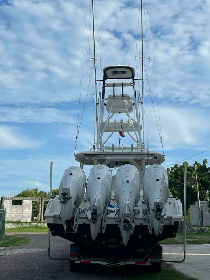 2022 Pursuit S428 - Image 27