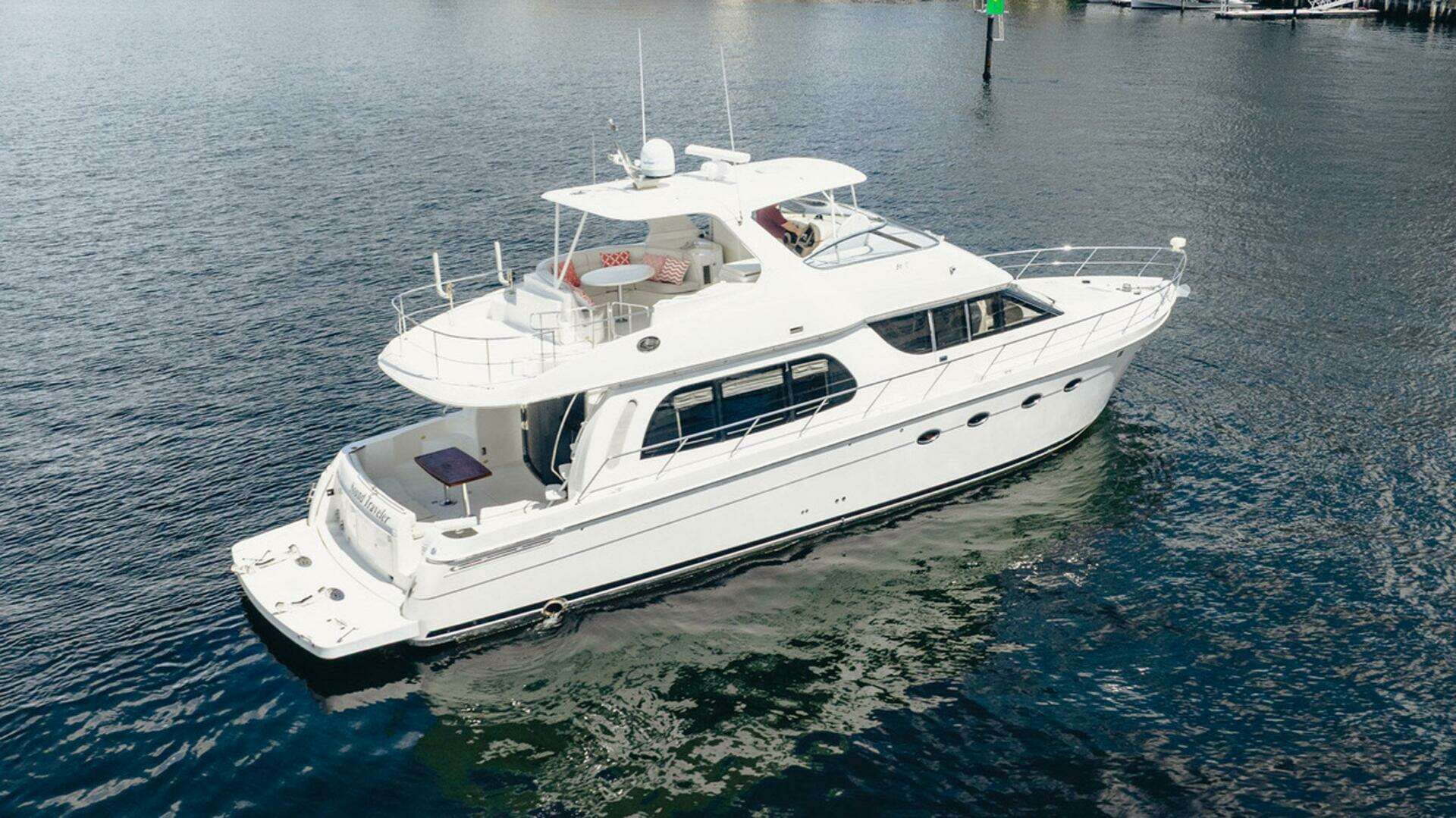 2005 Carver 56 Voyager - Image 4