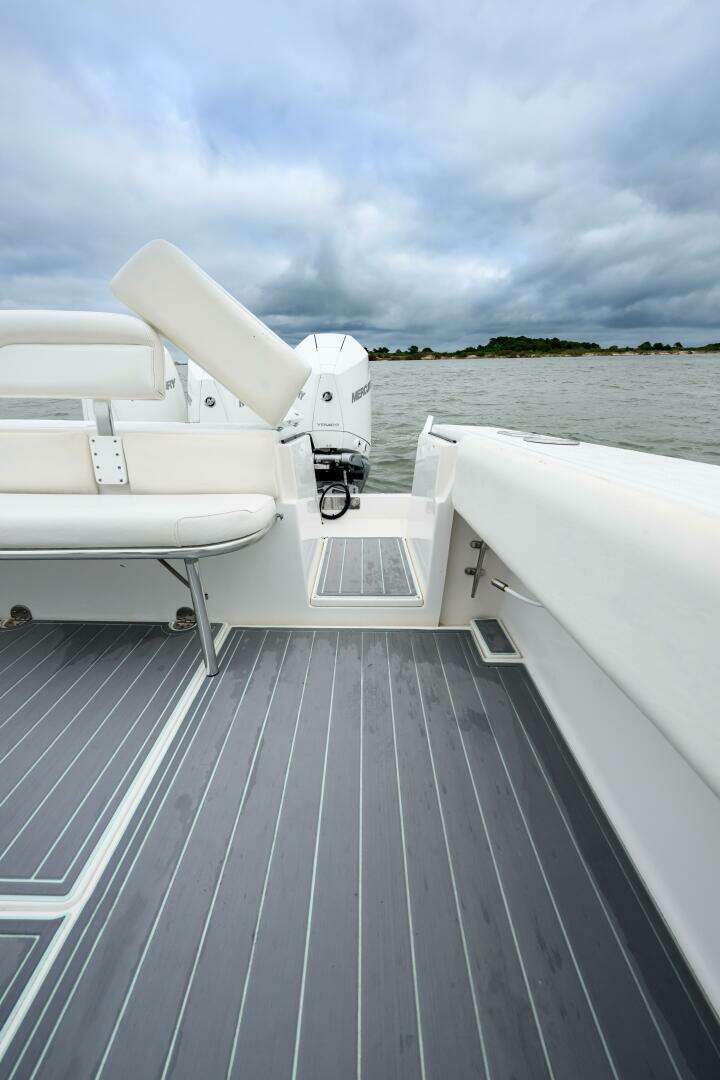 2008 Venture 39 Cuddy - Image 13