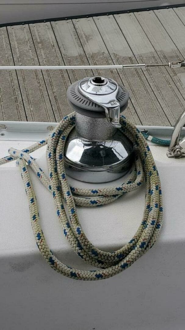 2000 Beneteau 361 - Image 28