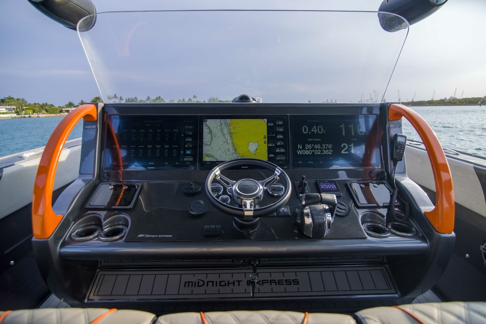 2019 Midnight Express 43 Open - Image 5