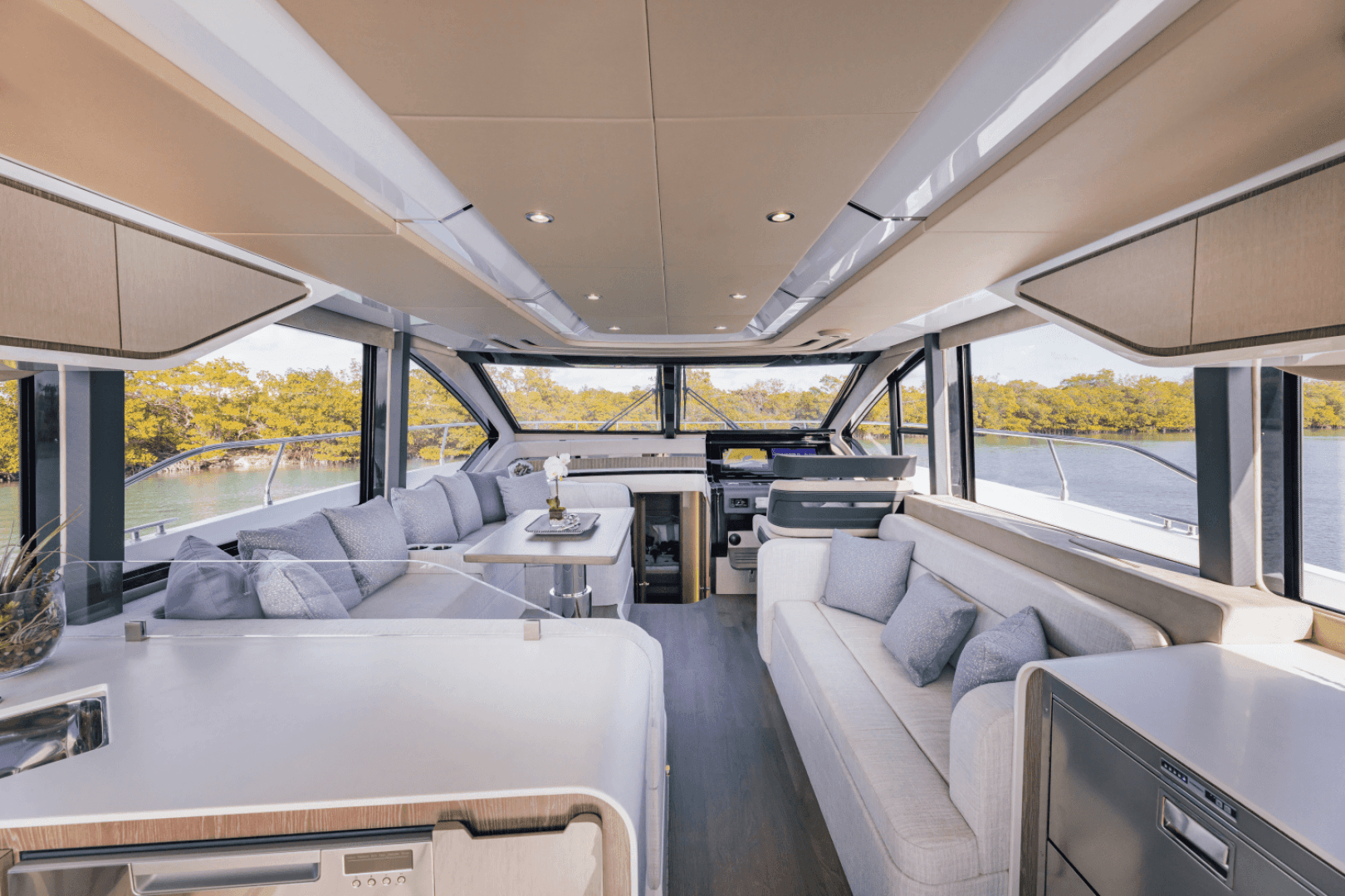 2026 Cruisers Yachts 57 FLY - Image 58