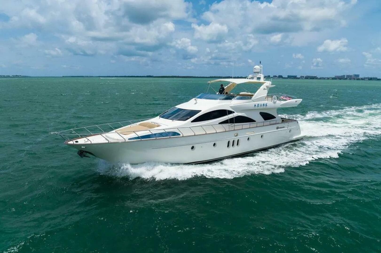 2004 Azimut 80 Carat - Image 2