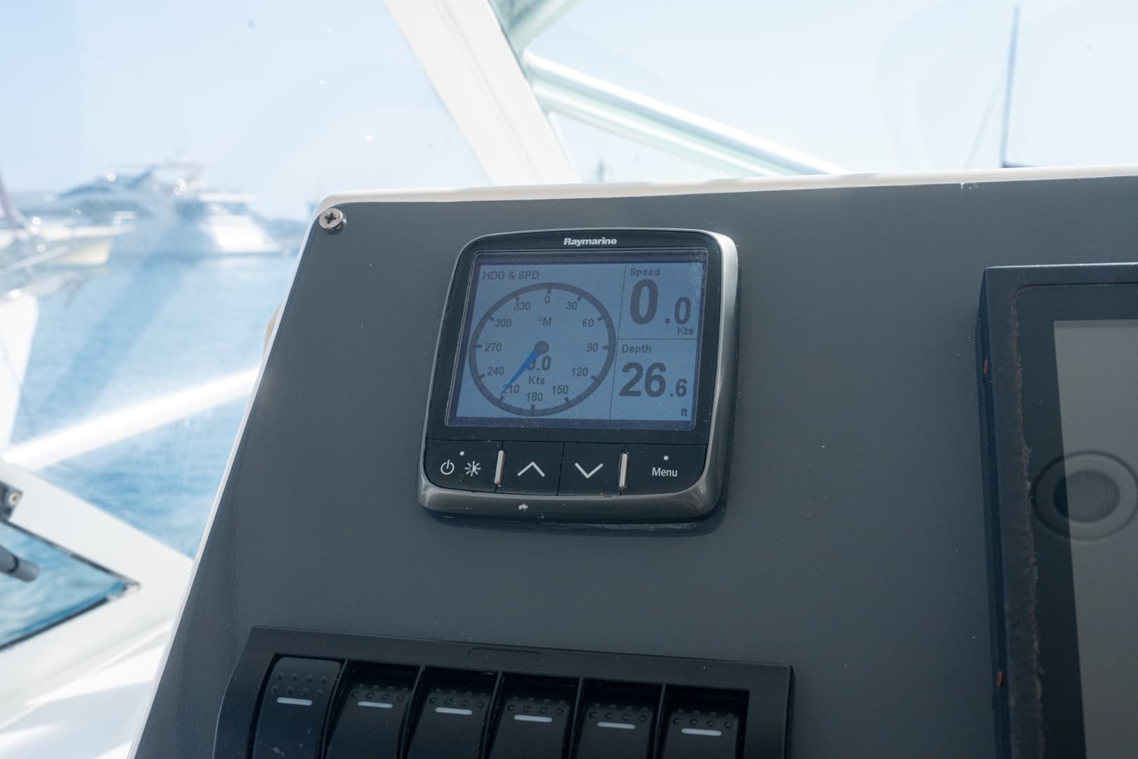 2005 Cabo 40 Hardtop Express - Image 25