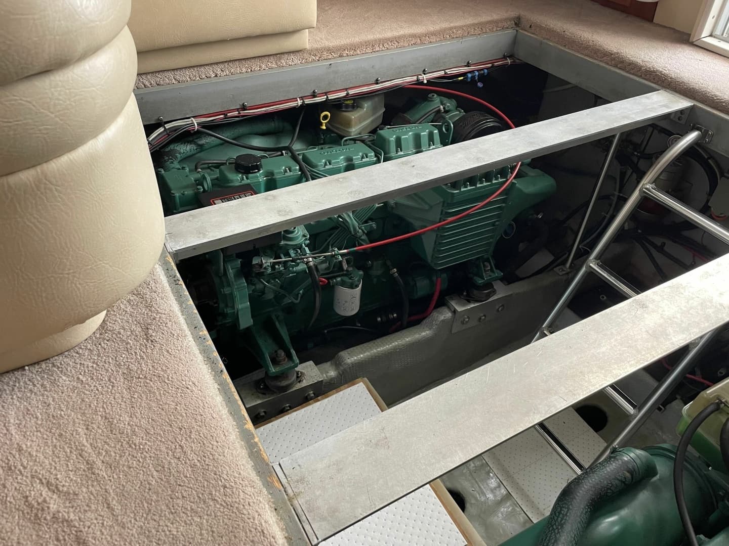 1998 Mainship 350 Trawler - Image 21