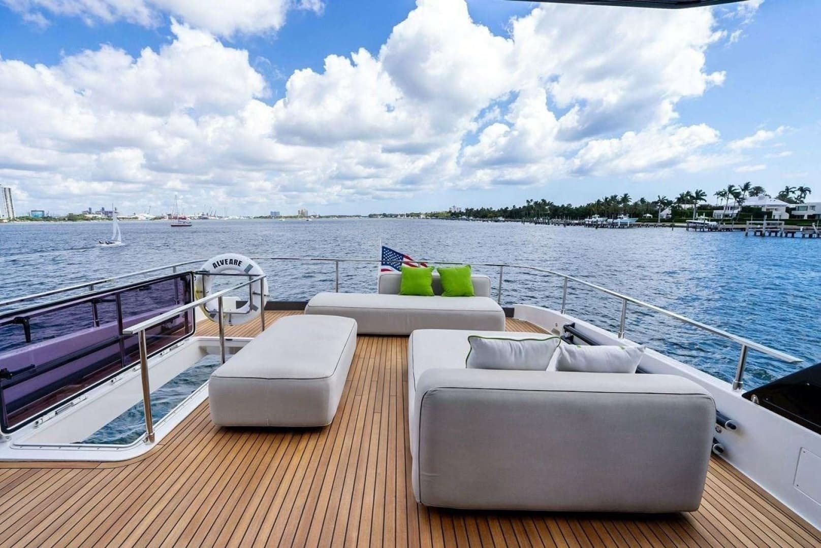 2022 Ferretti Yachts 780 - Image 12