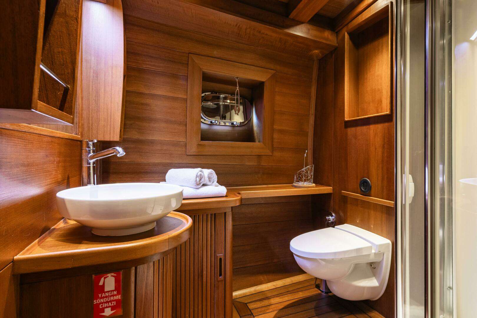 2013 East Yachting Custom - Image 106