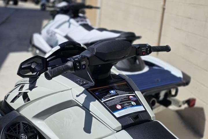 2026 Yamaha WaveRunner VX Cruiser HO, close-up of handlebars and dashboard.