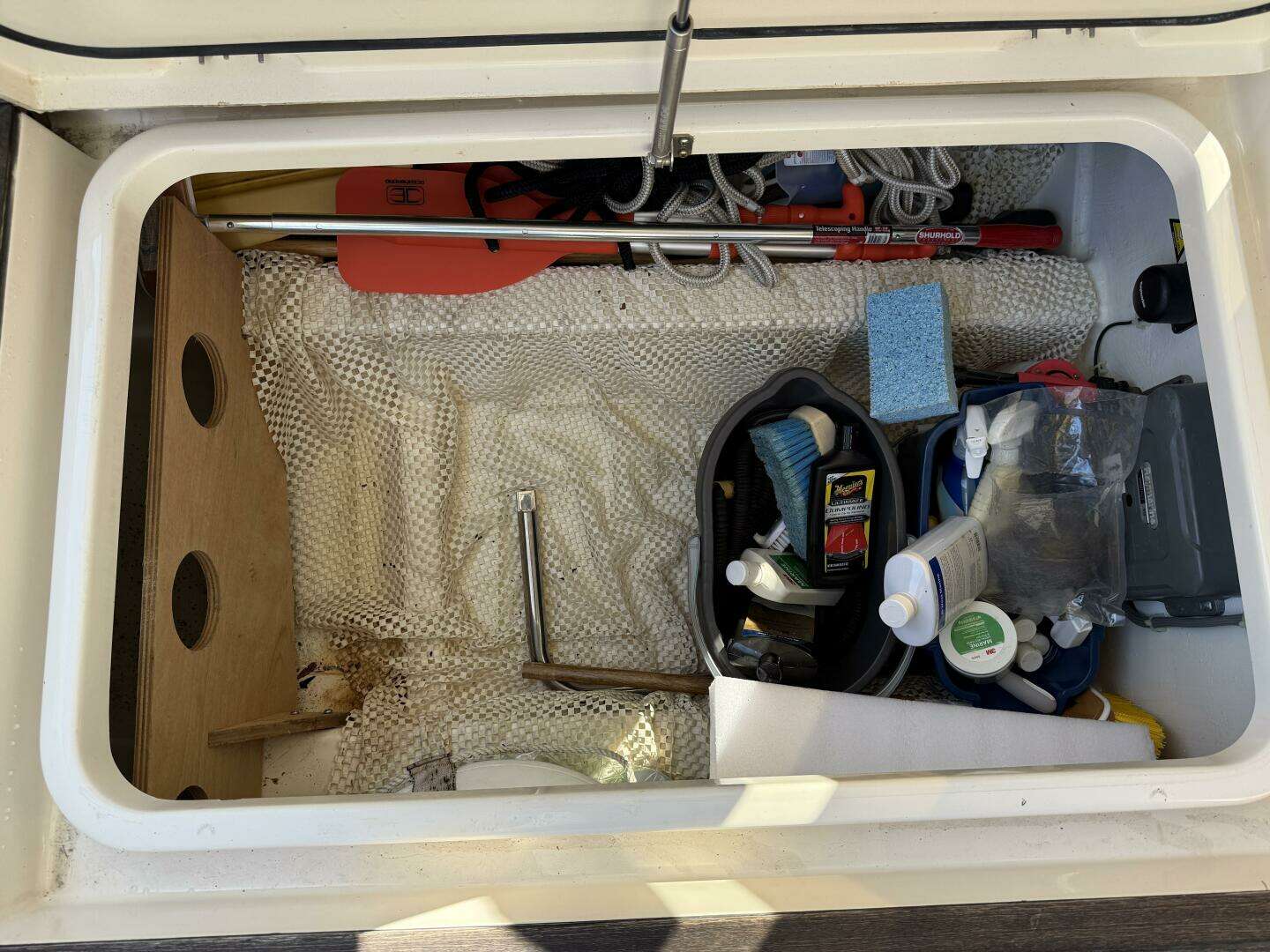 2013 Greenline 33 - Image 19