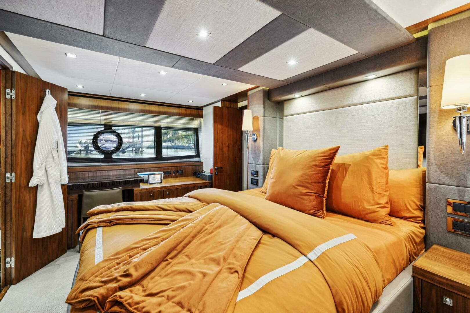 2014 Sunseeker Manhattan 73 - Image 27