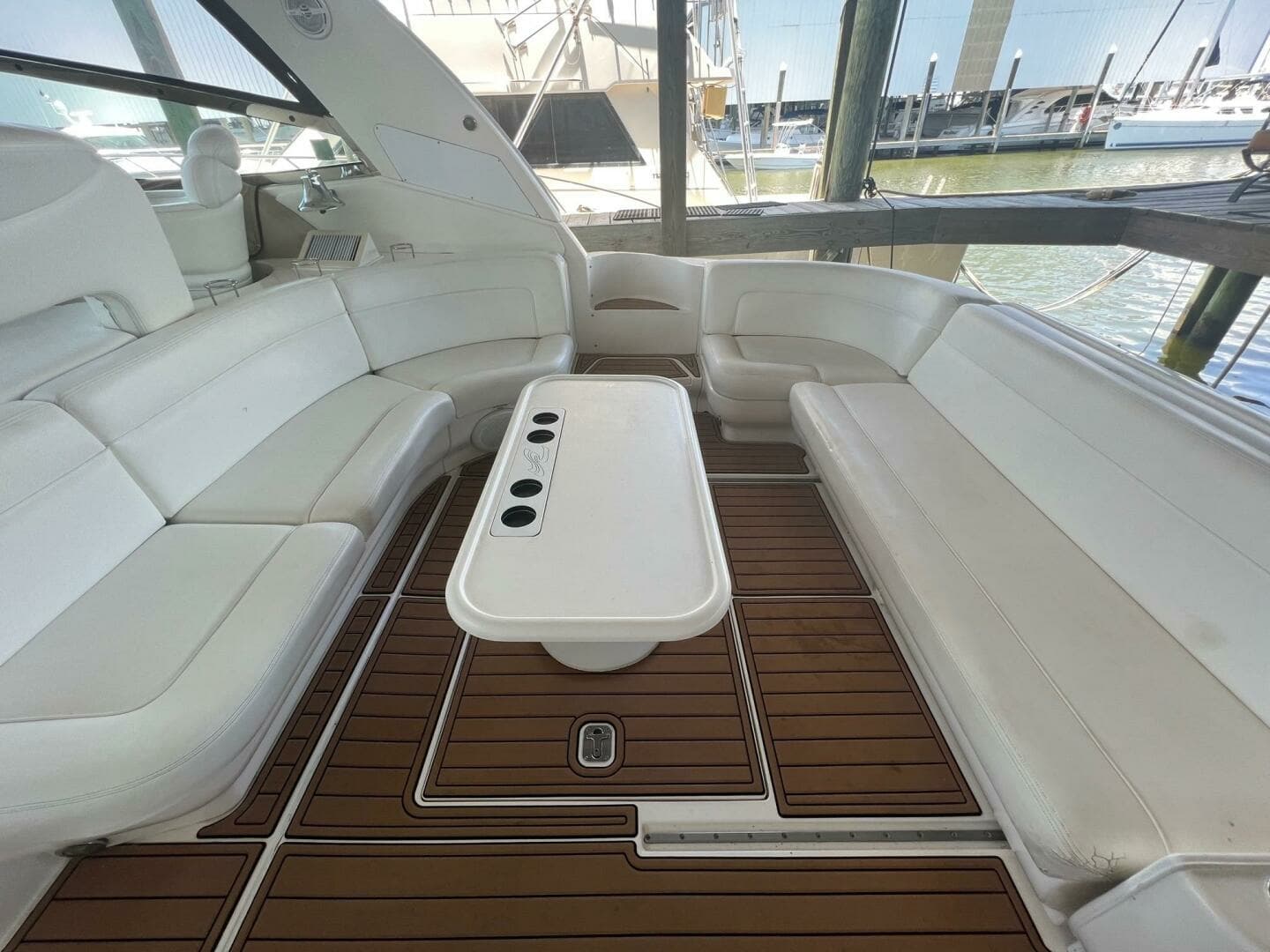 2002 Sea Ray 460 Sundancer - Image 9