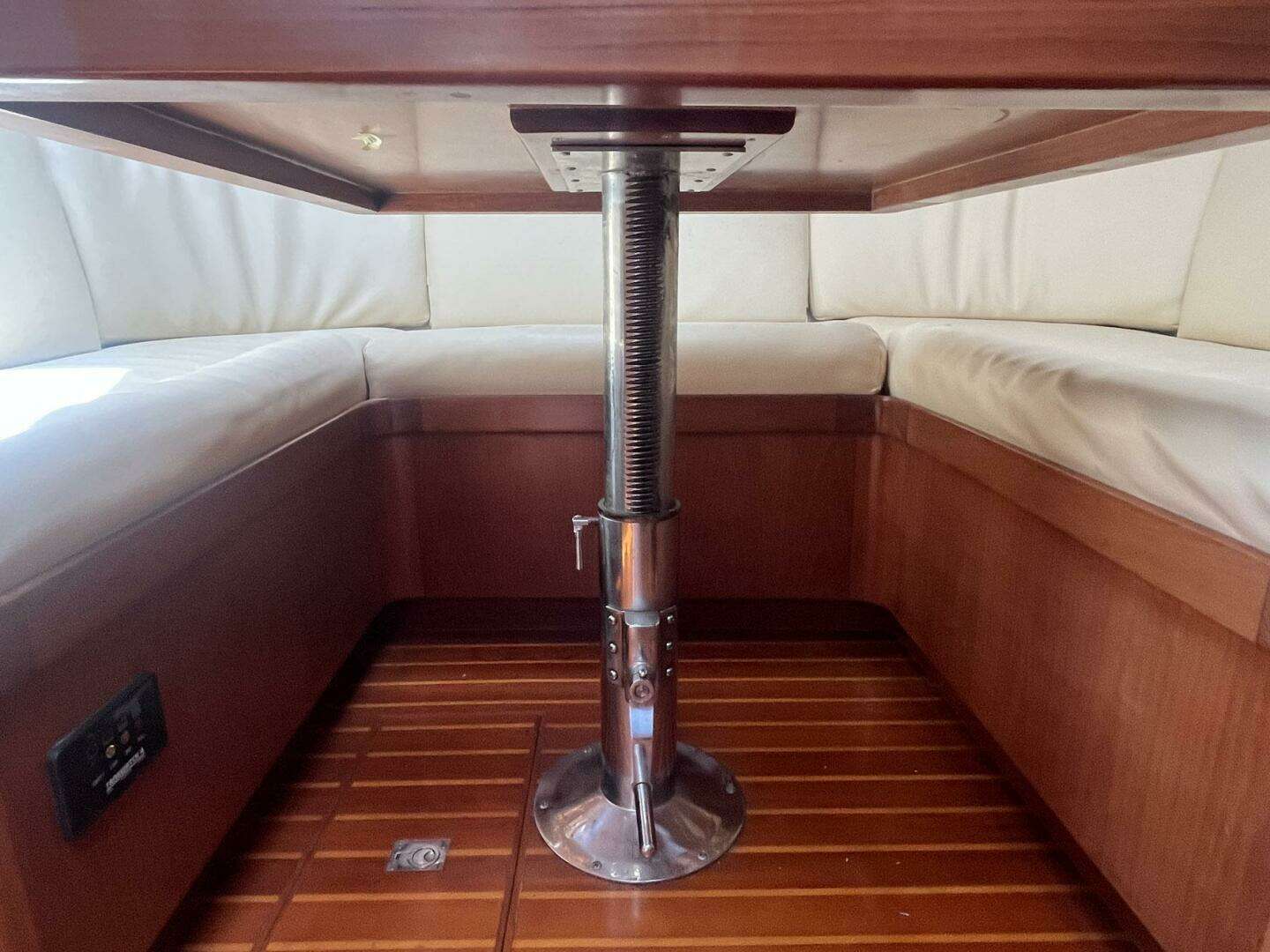 1987 Symbol 44 Sun Deck MK II - Image 60
