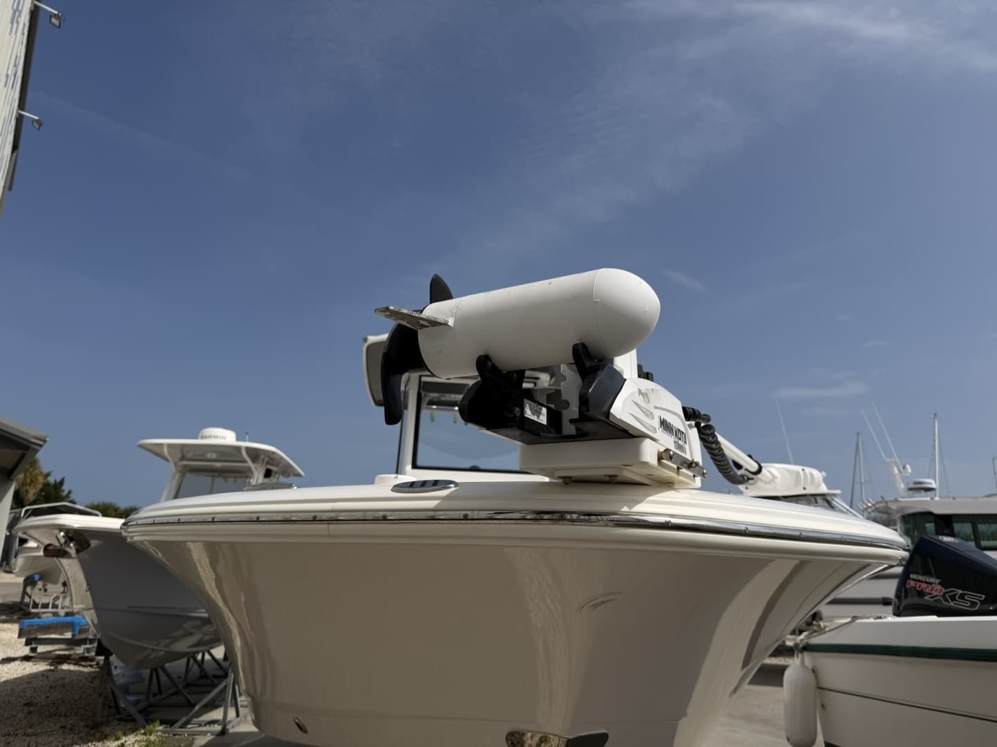 2023 Robalo — - Image 7