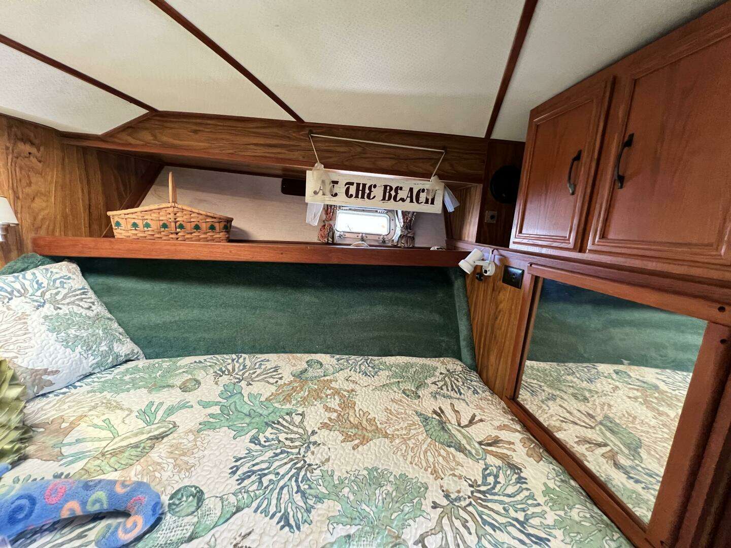 1979 Viking 35 Convertible - Image 23