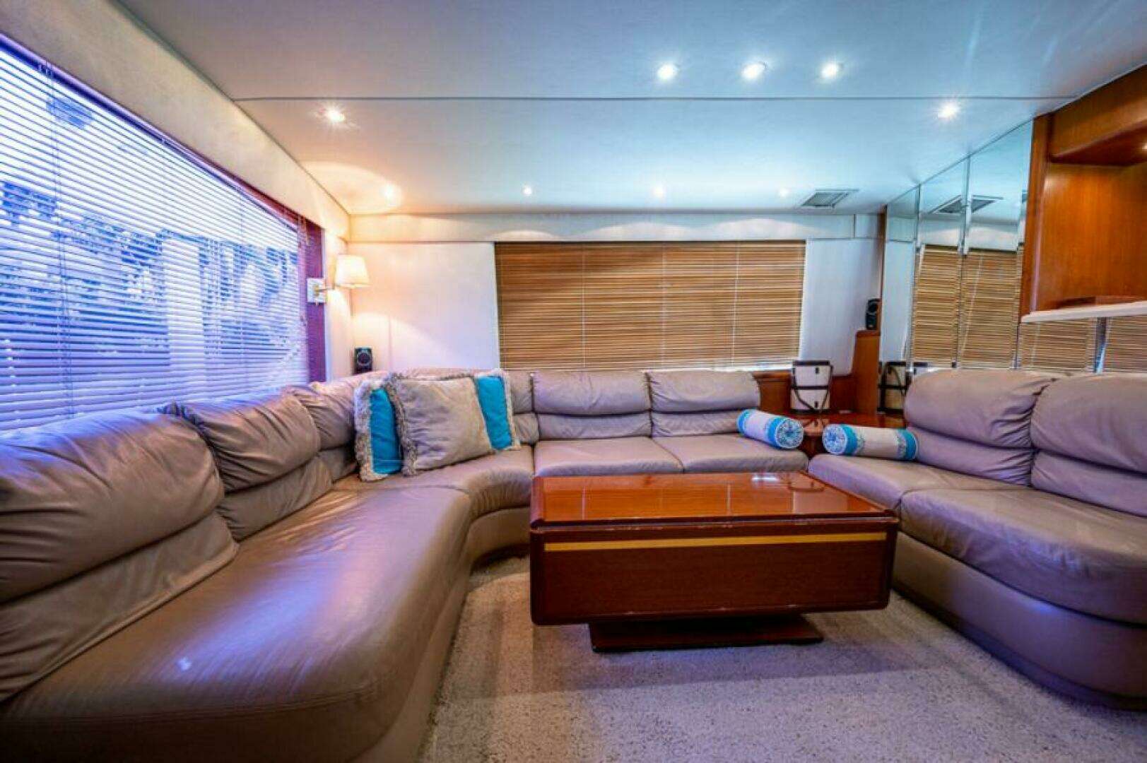 1999 Ocean Yachts 60 Convertible - Image 27
