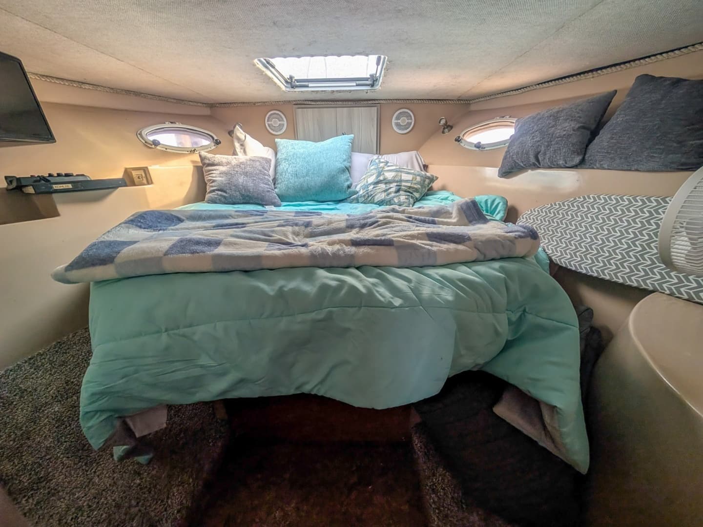 1987 Bluewater Yachts 51 Coastal Cruiser Cockpit - Image 23