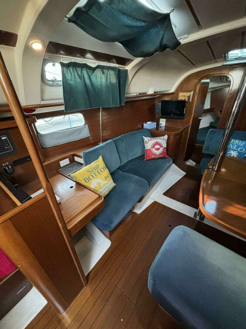 1997 Beneteau Oceanis 351 - Image 20