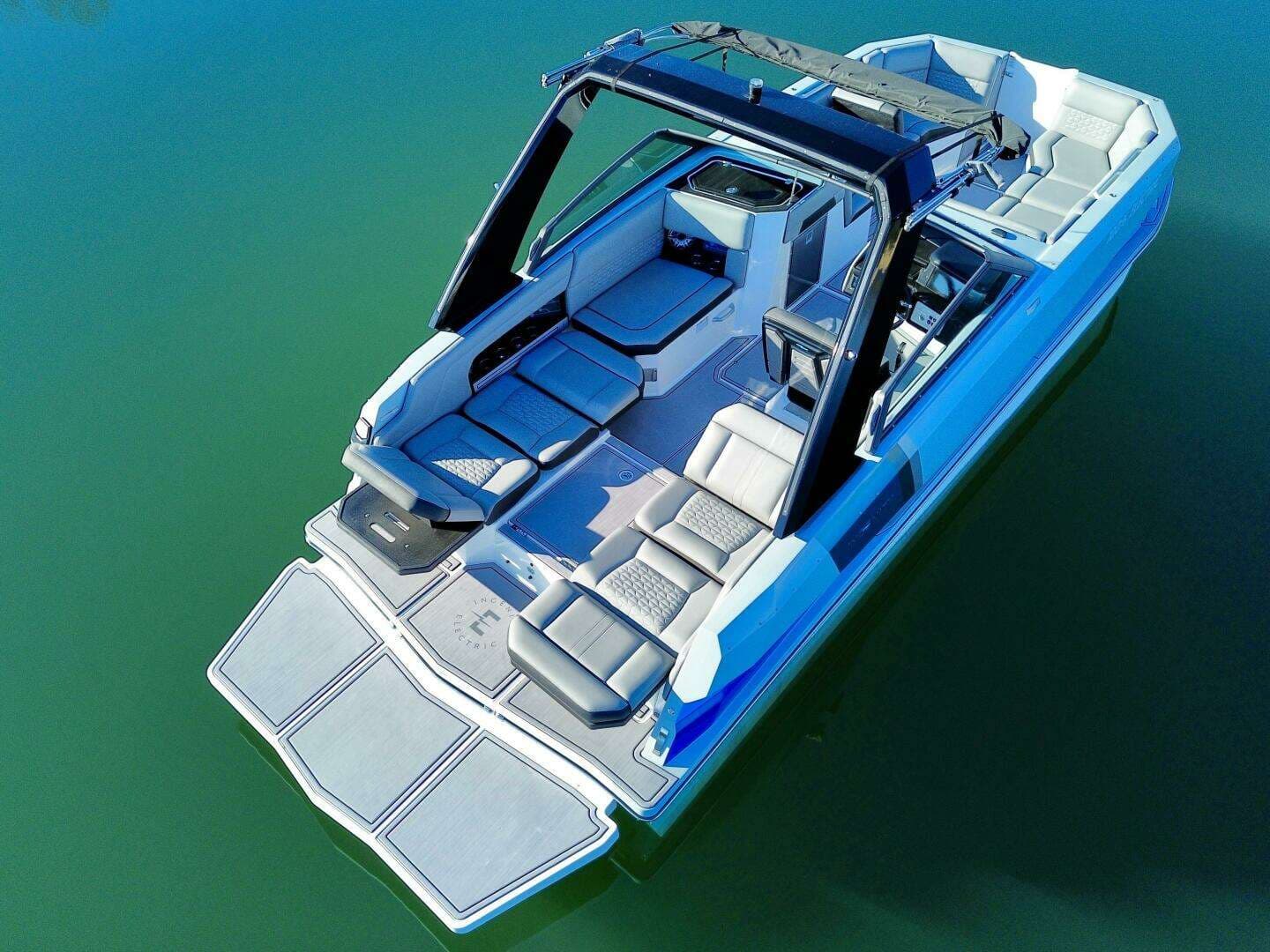 2023 Correct Craft Ingenity 23EL2 Electric Boat - Image 8