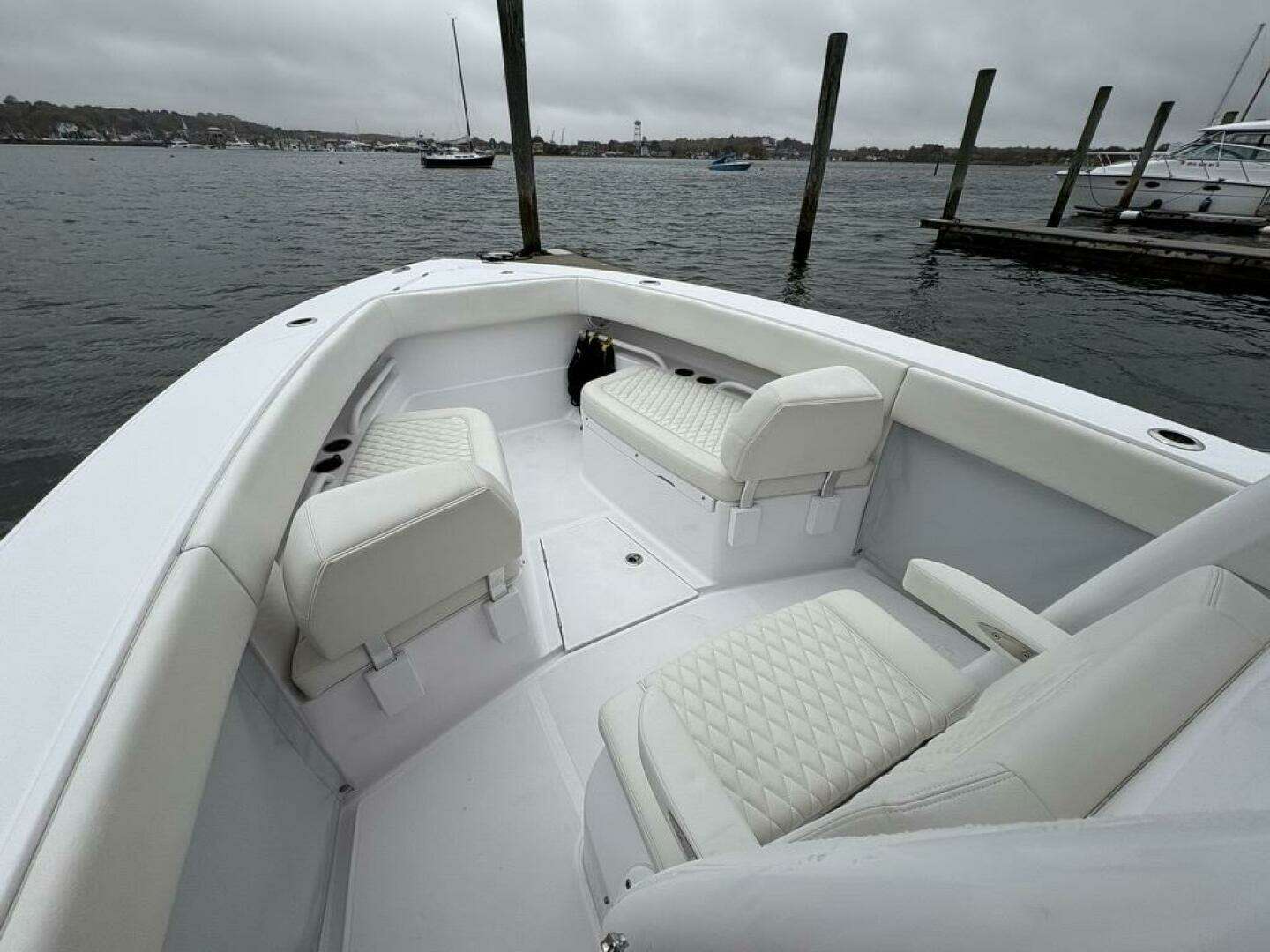 2023 Jupiter 30 - Image 23