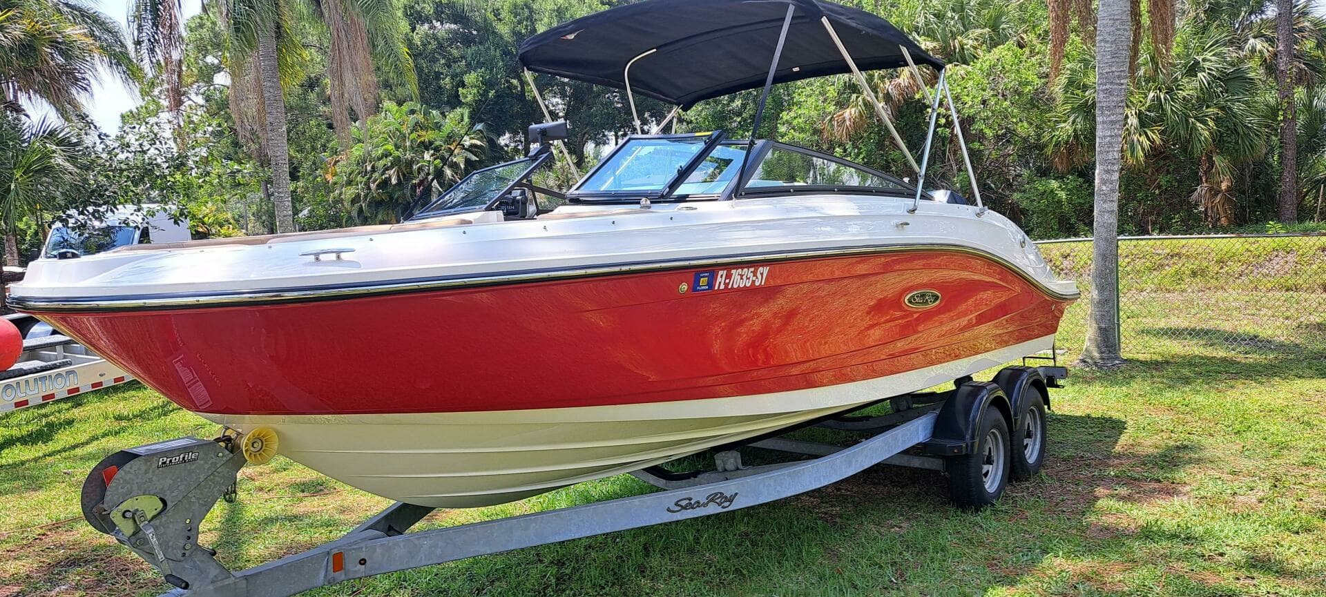 2019 Sea Ray SPX 230 OB - Image 5
