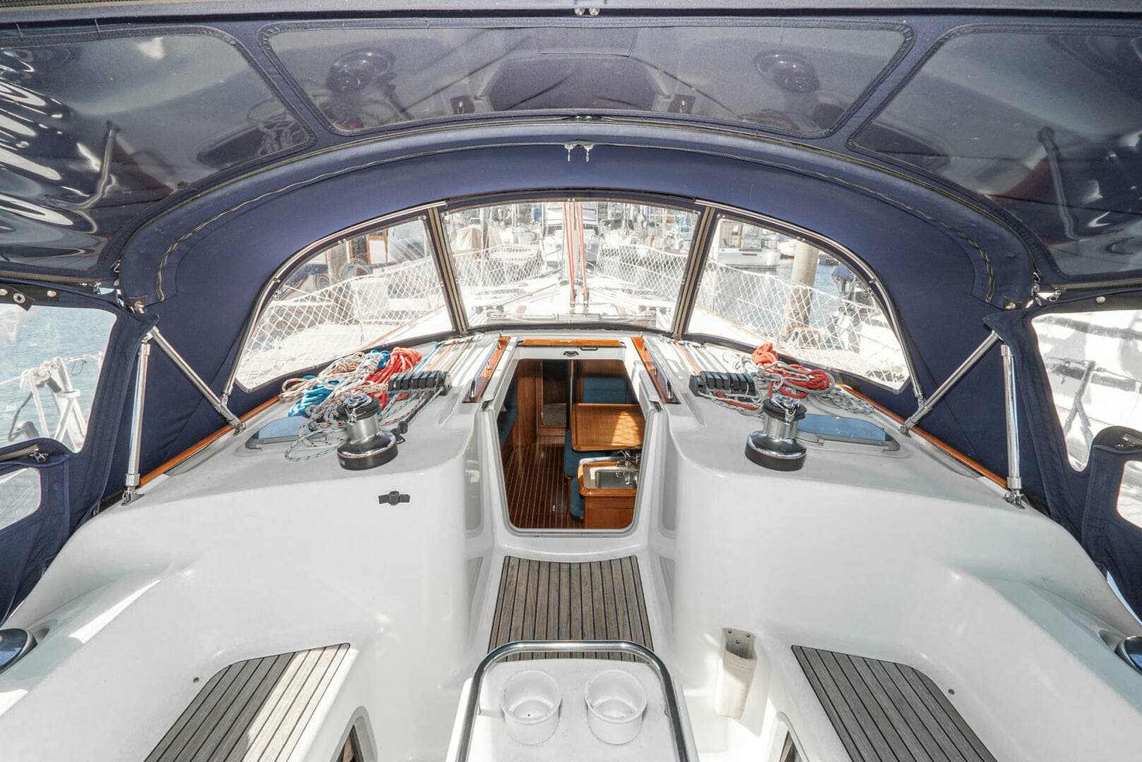 2001 Jeanneau 43 Sun Odessey - Image 28