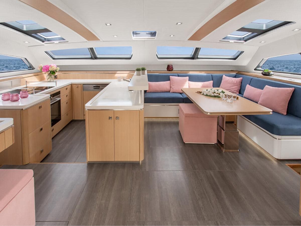 Catamaran Motor Yacht Euphorie 5