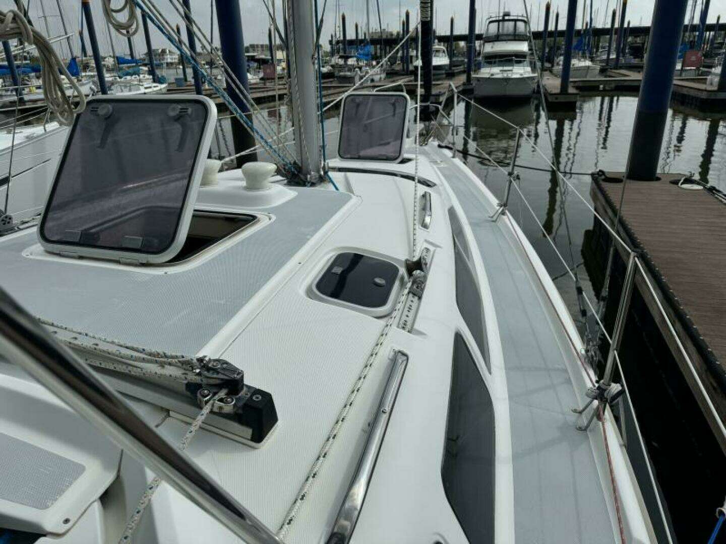 1995 Hunter 336 - Image 5
