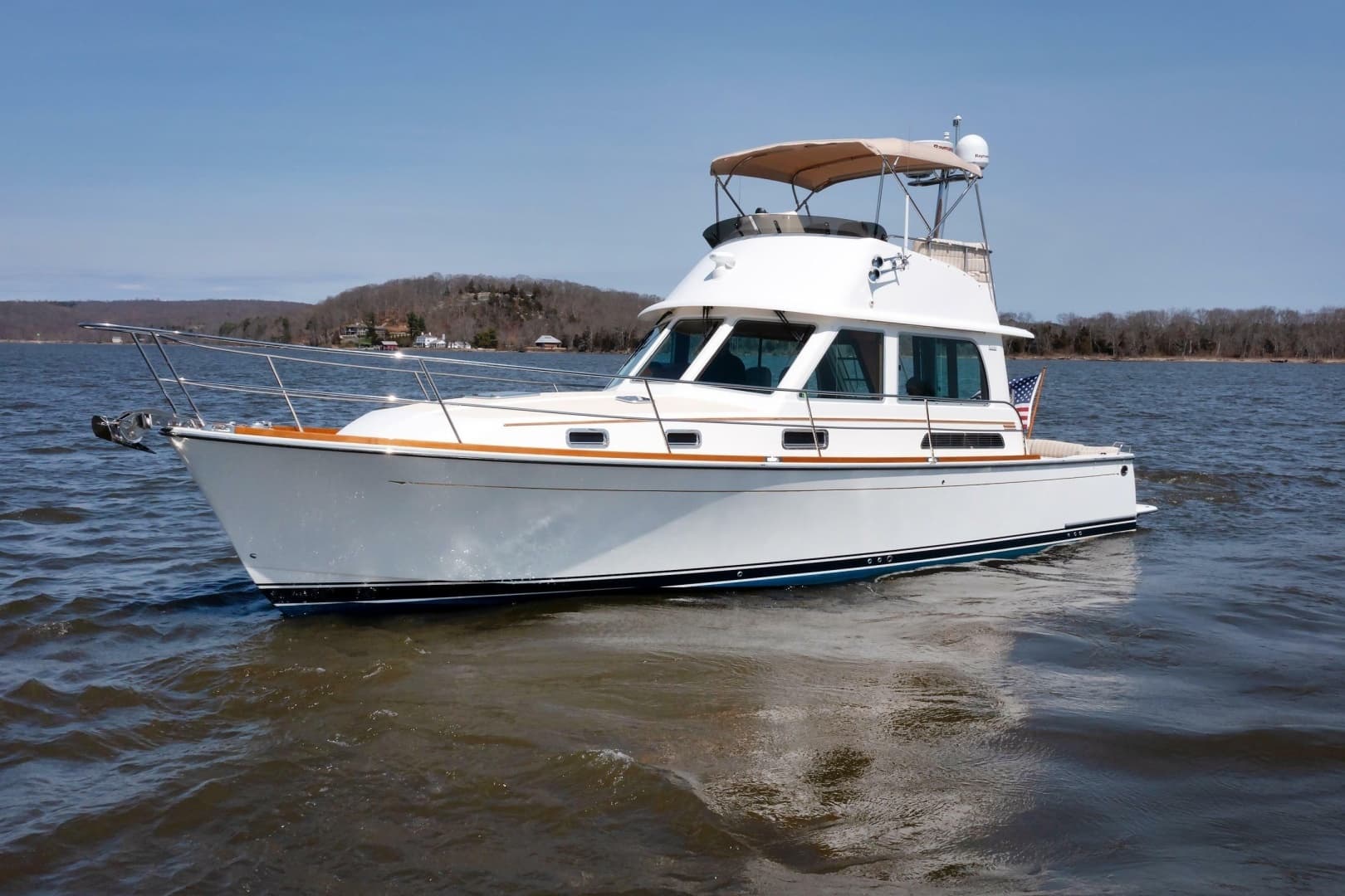 2016 Sabre 42 Fly Bridge Sedan - Image 39