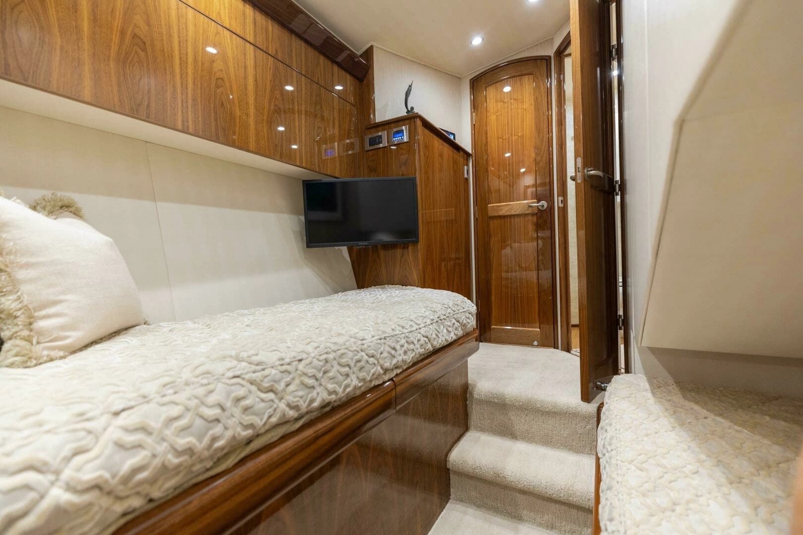 2018 Viking 62 Convertible - Image 22