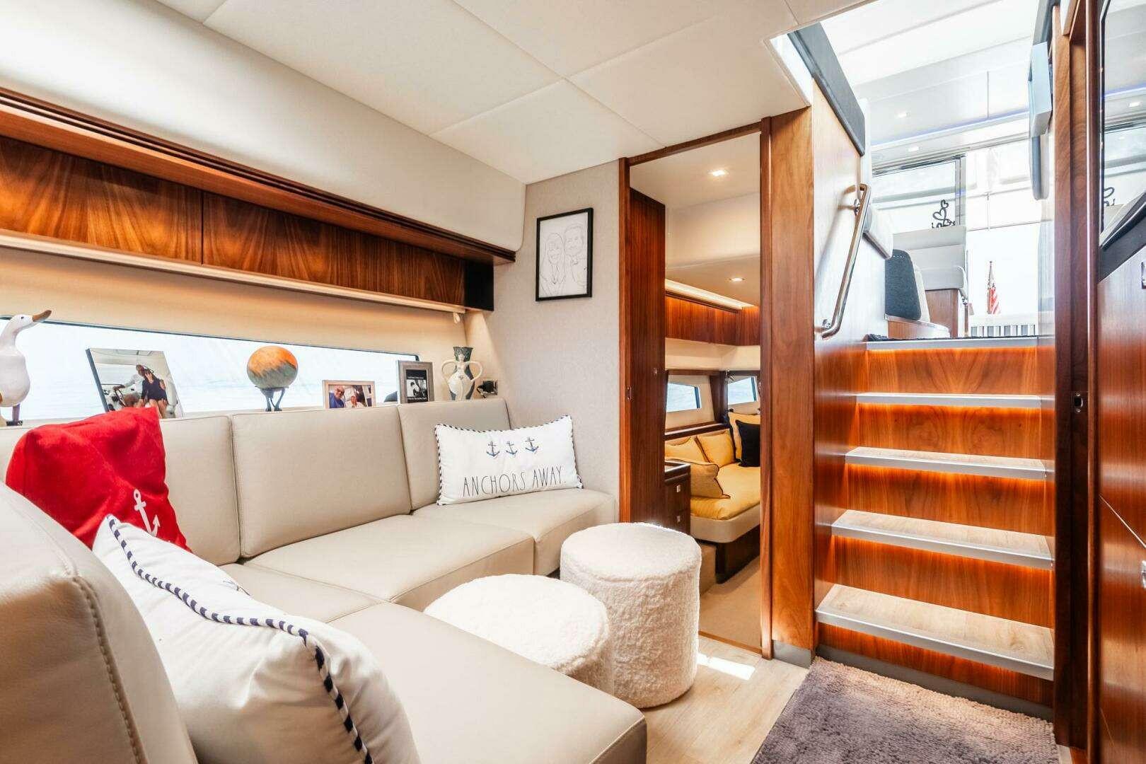 2019 Riviera 4800 Sport Yacht - Image 57