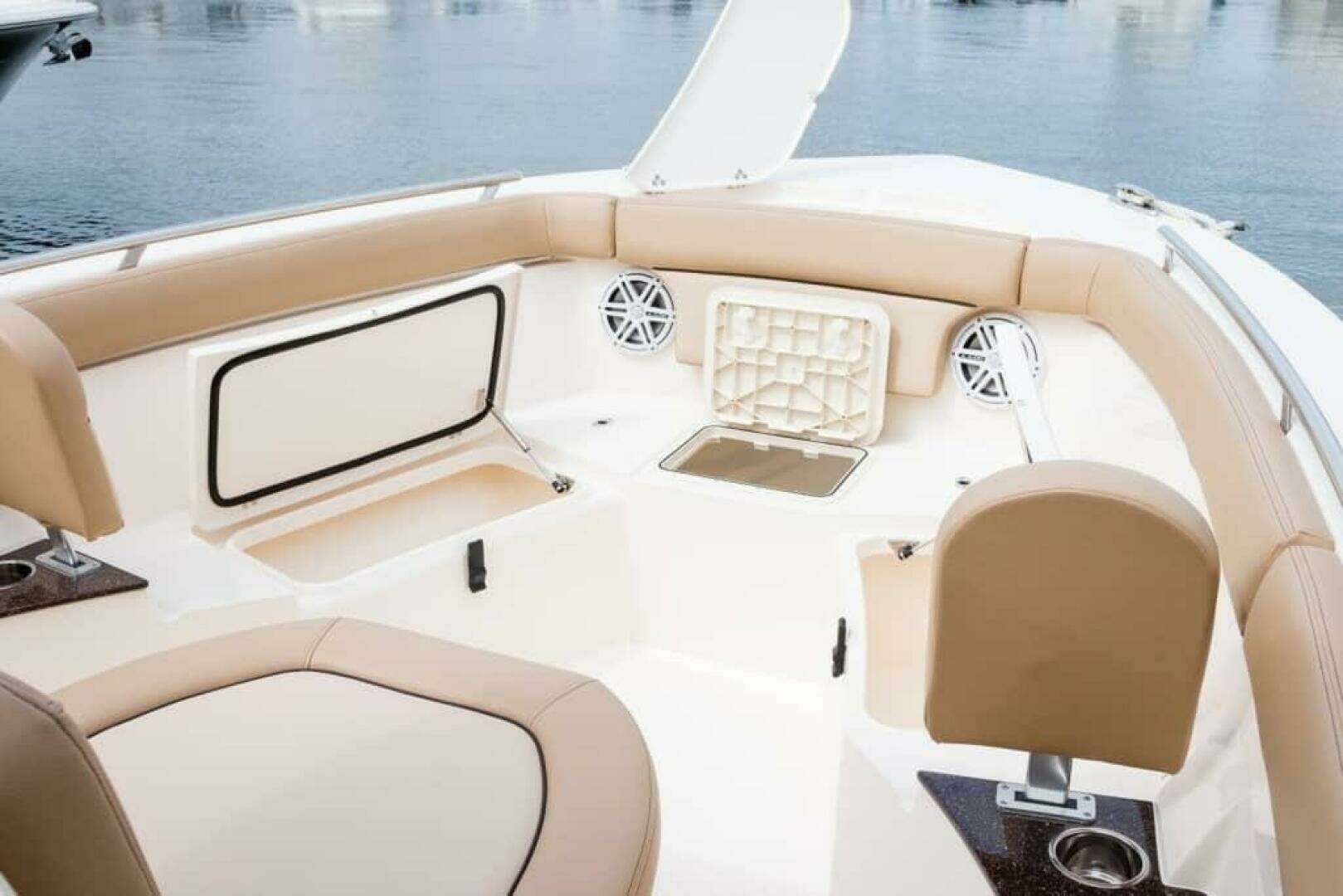 2025 Scout 240 XSF - Image 36