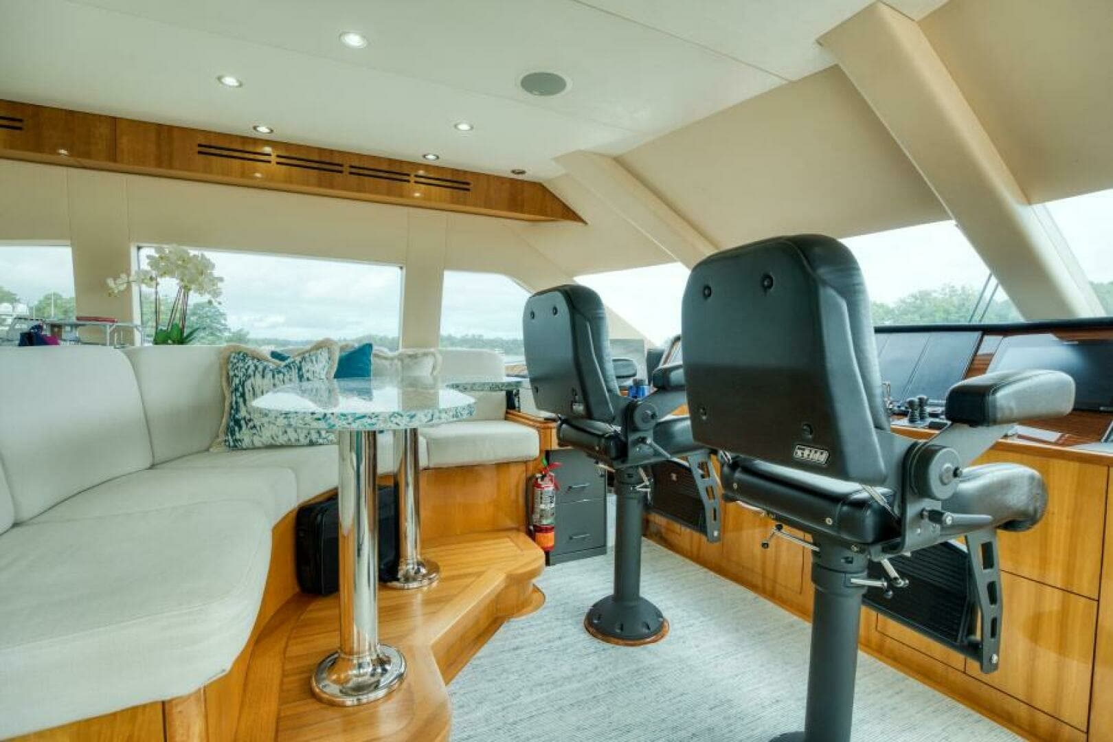 2007 Hatteras 80 Enclosed Bridge - Image 53
