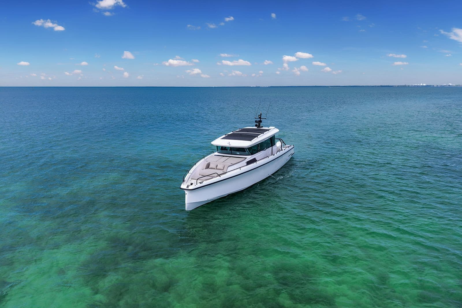 2023 Axopar 45 XC Cross Cabin - 9