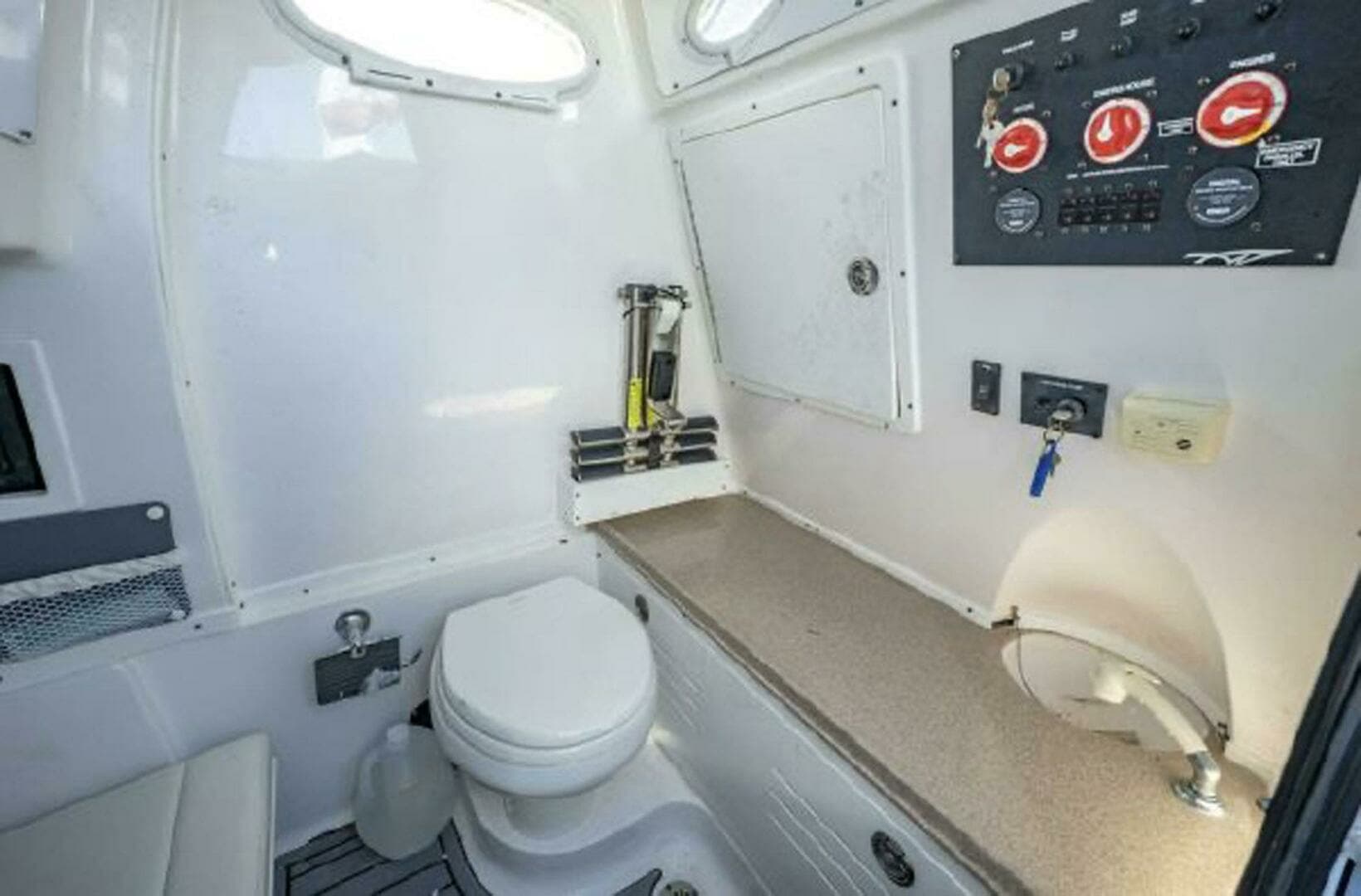 2020 Tidewater 320 CC Adventure - Image 14