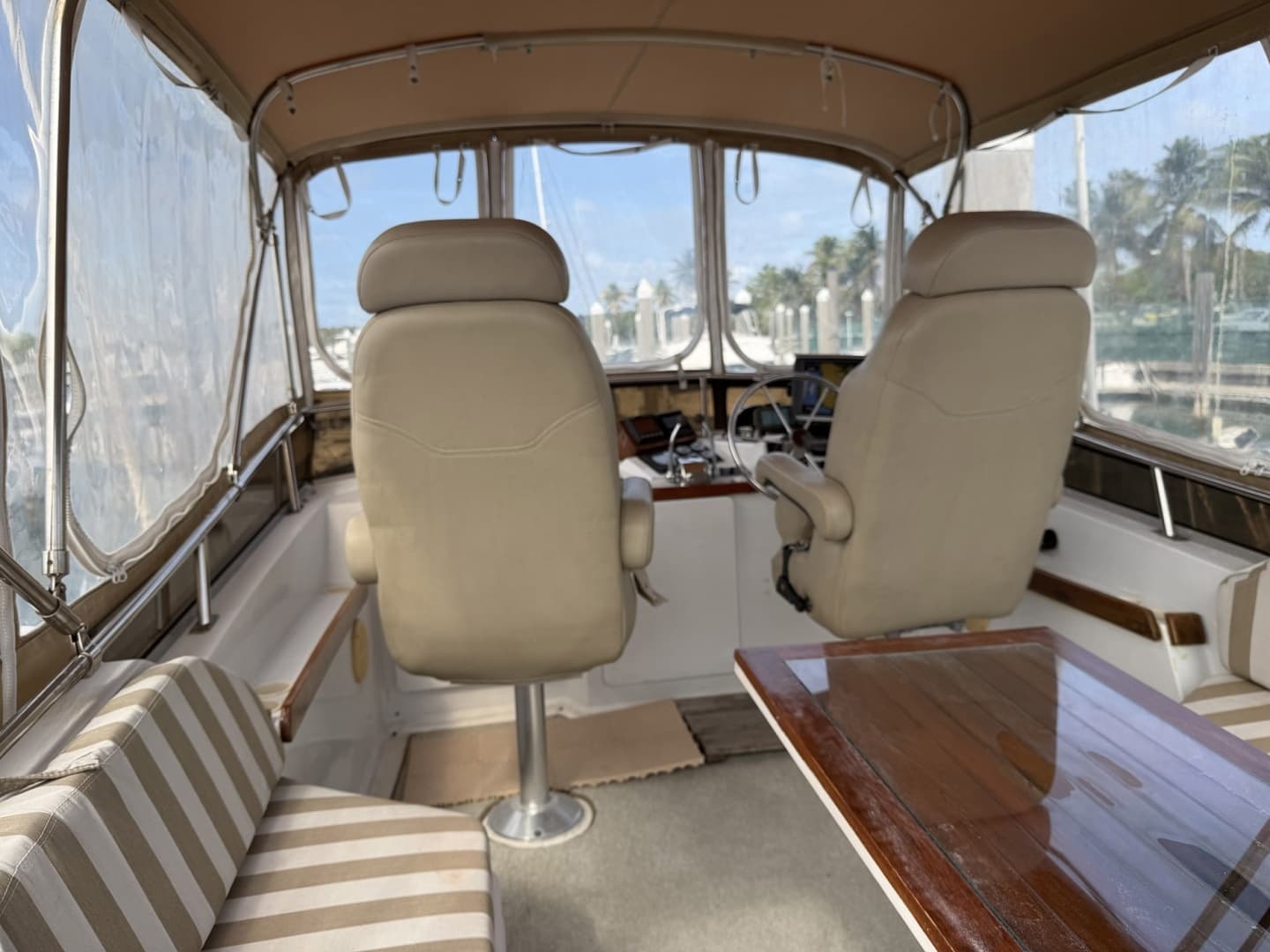 1997 Sabreline 36 Fast Trawler - Image 3