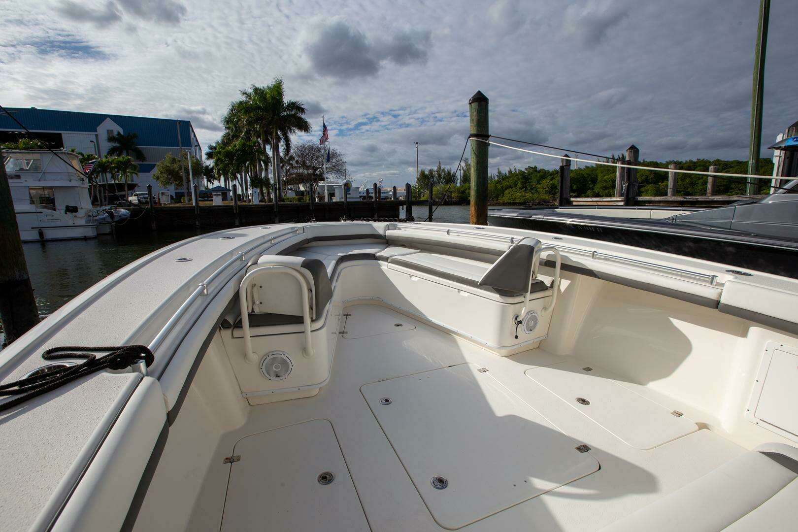 2015 Yellowfin 39 Offshore - Image 23