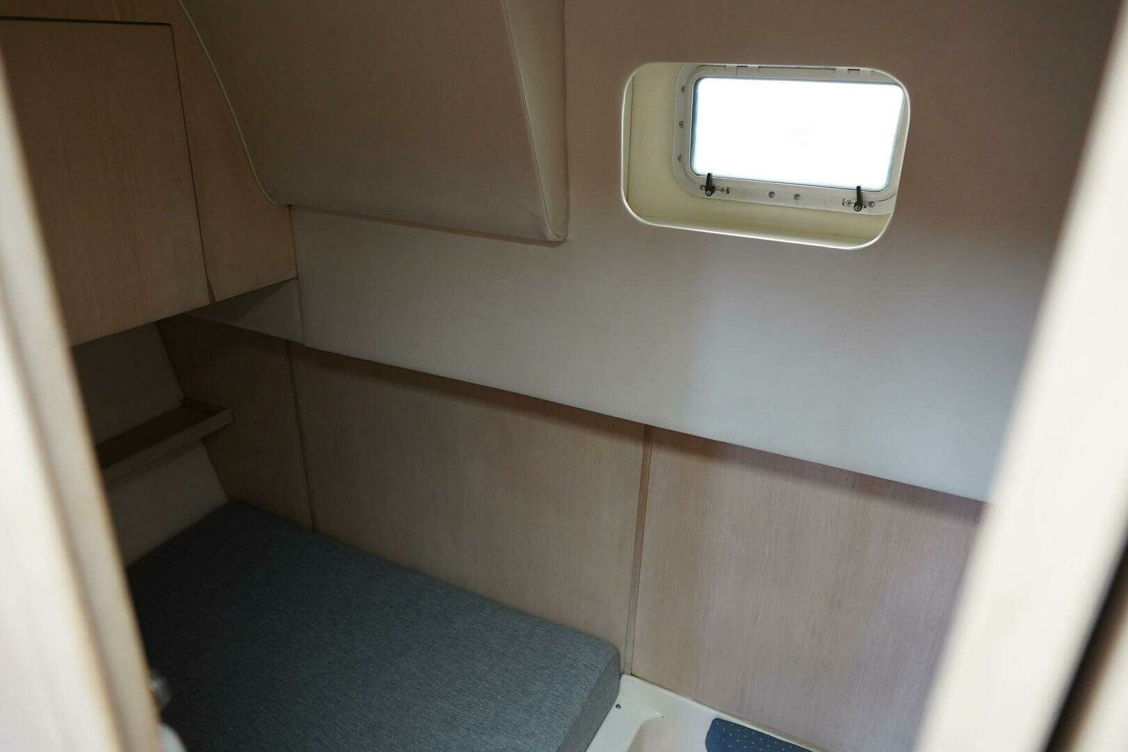 1994 Tiara Yachts — - Image 29
