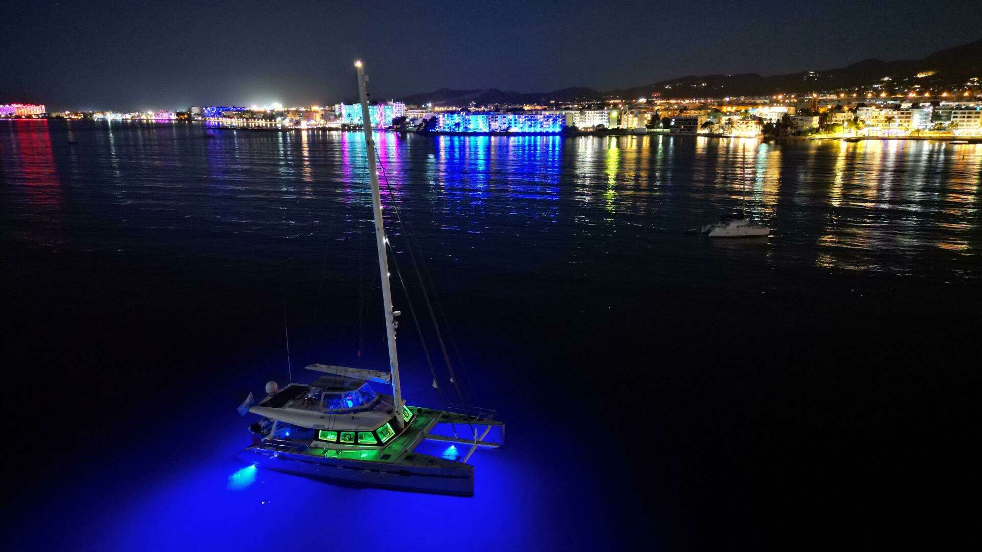 2008 Sunreef 62 - Image 24