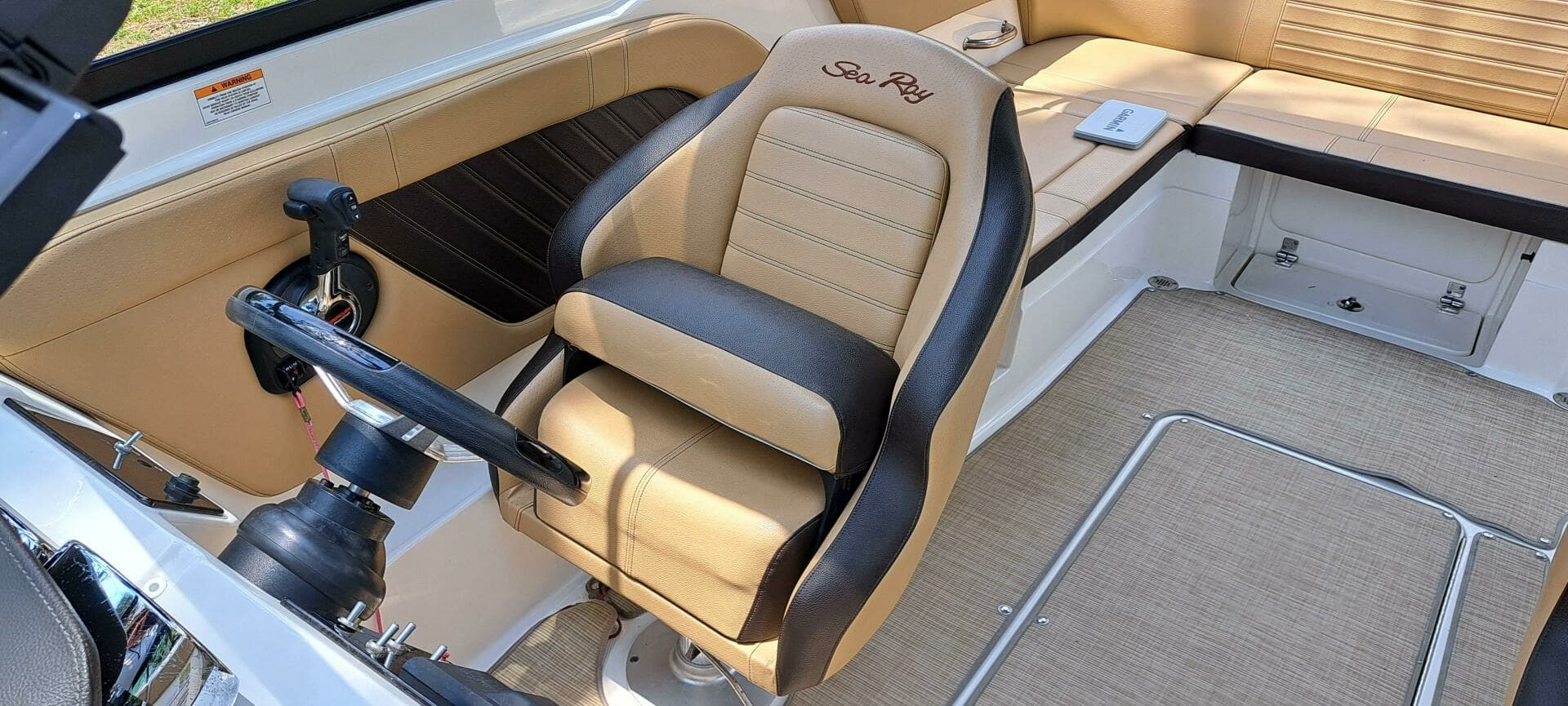 2019 Sea Ray SPX 230 OB - Image 16