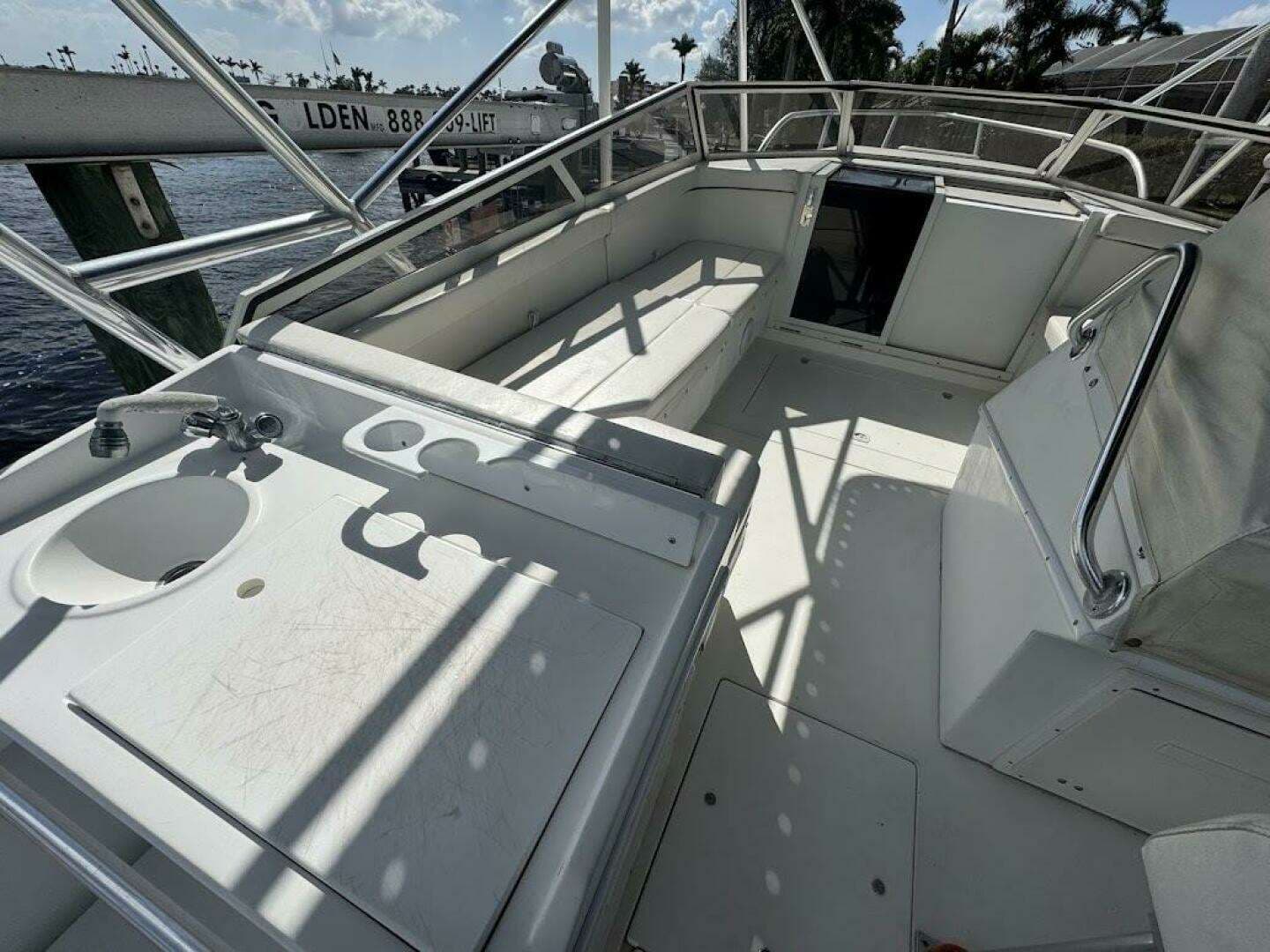 2001 Contender — - Image 13