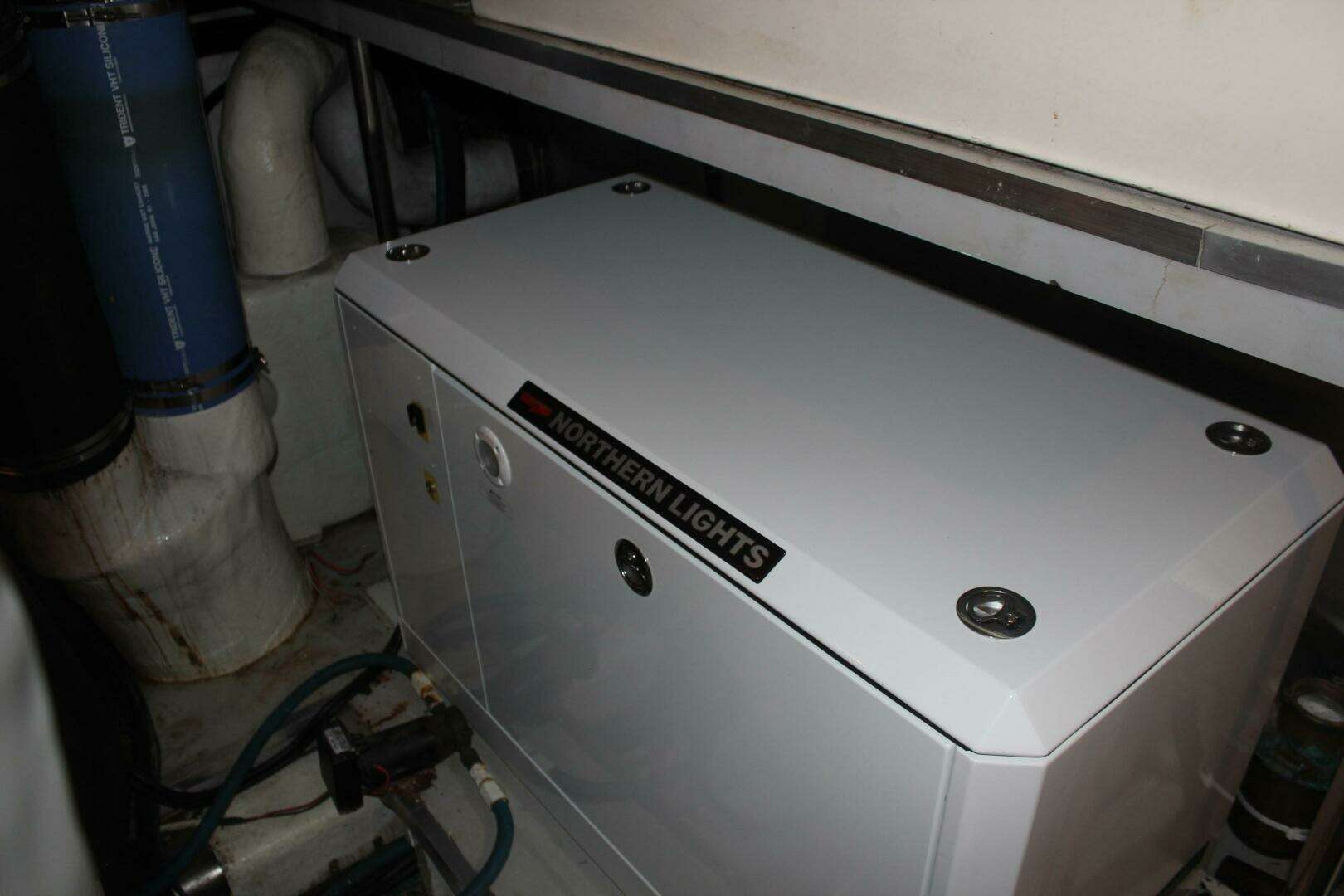 1999 Horizon 70 FLY - Image 23