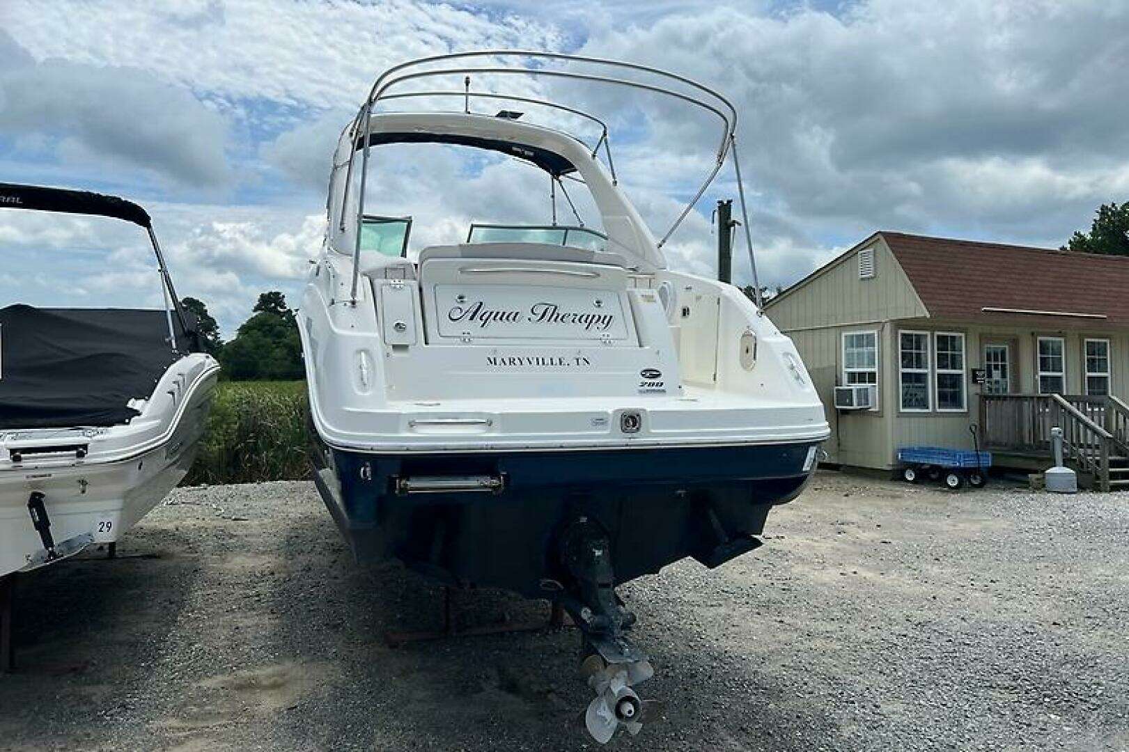 2011 Sea Ray 280 Sundancer - Image 4