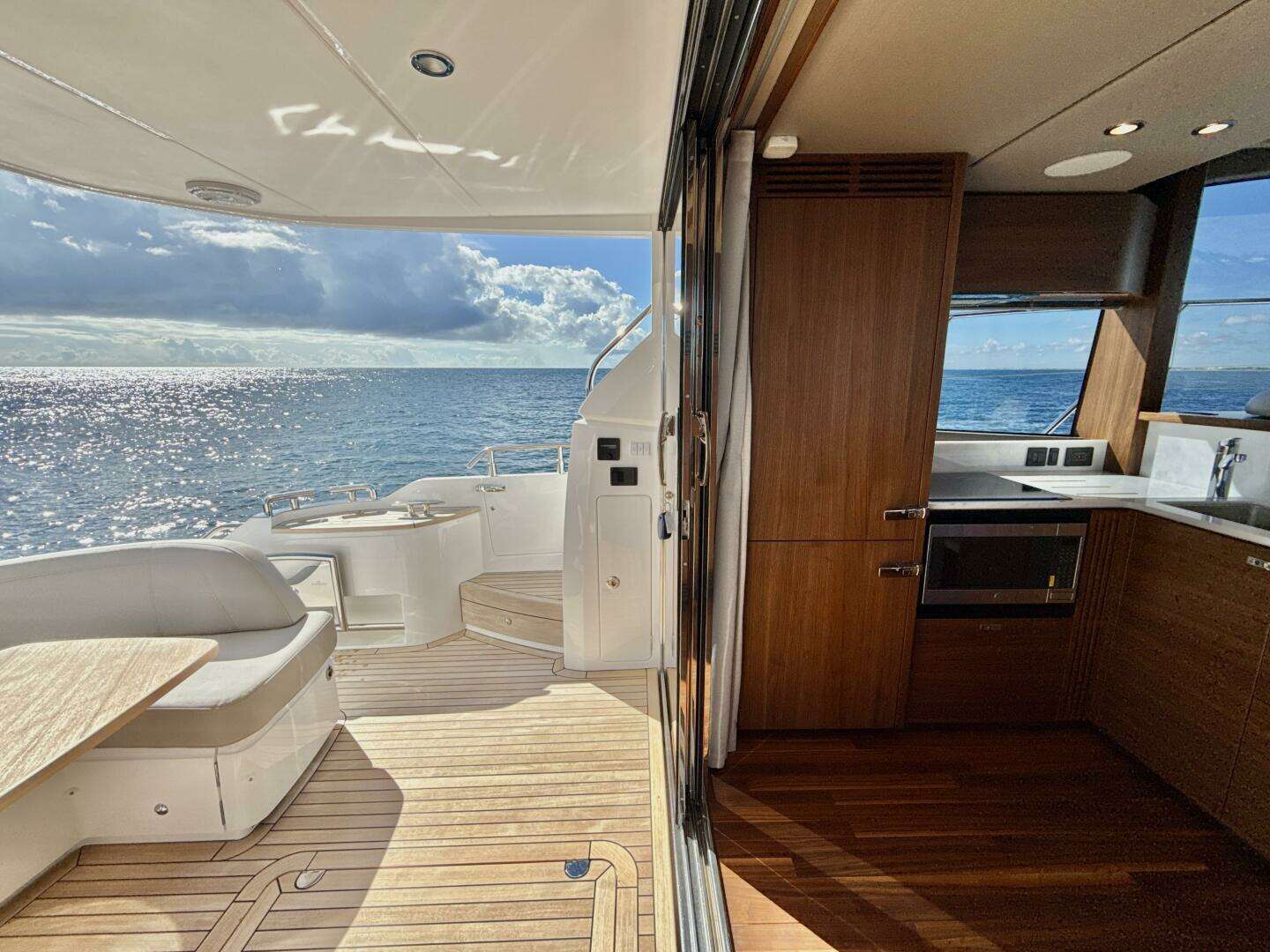 2026 Princess F50 - Image 22