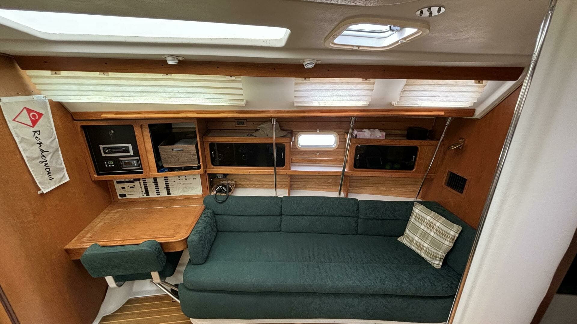 1997 Catalina 400 - Image 5